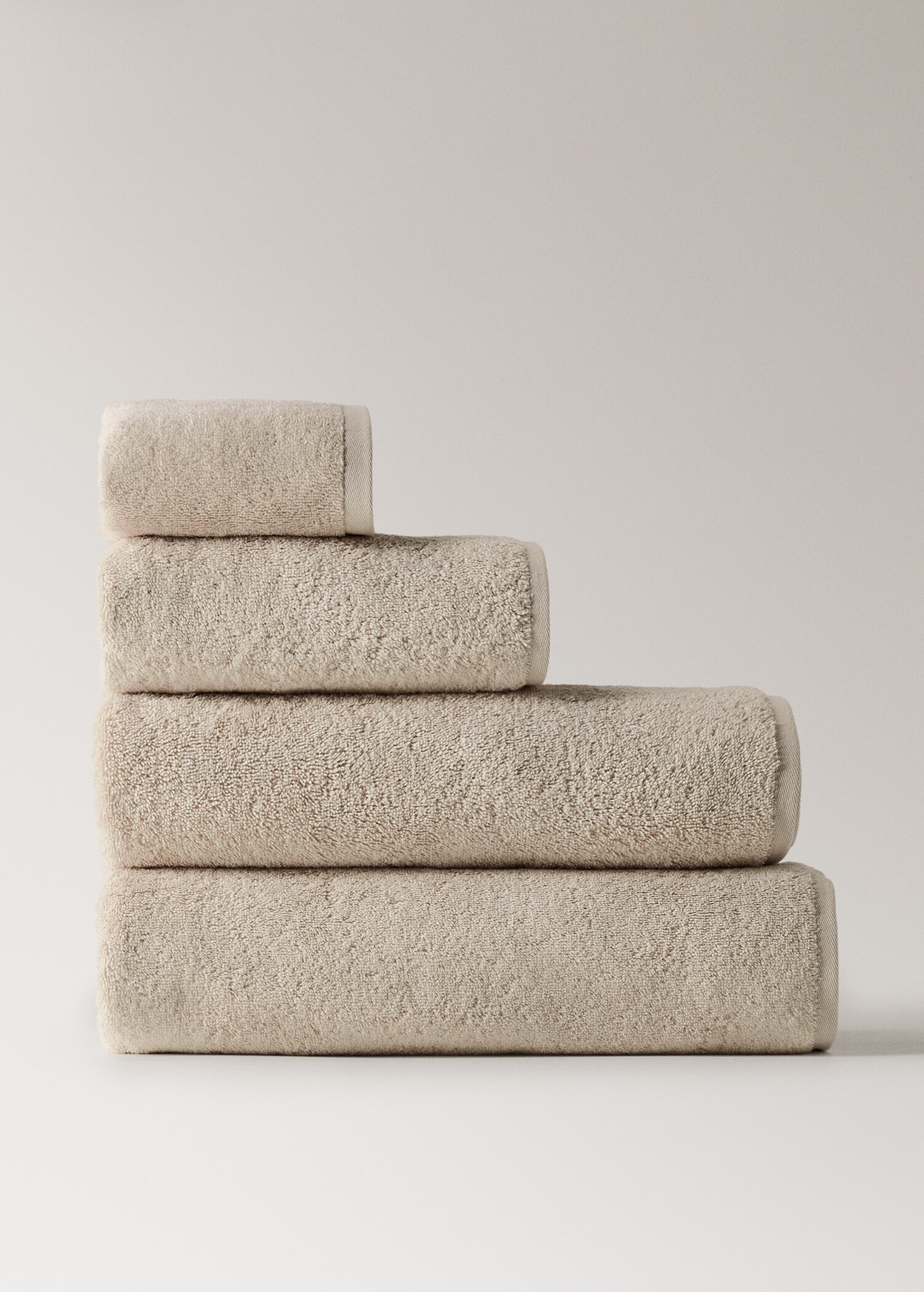 Soft cotton towel - Article without model