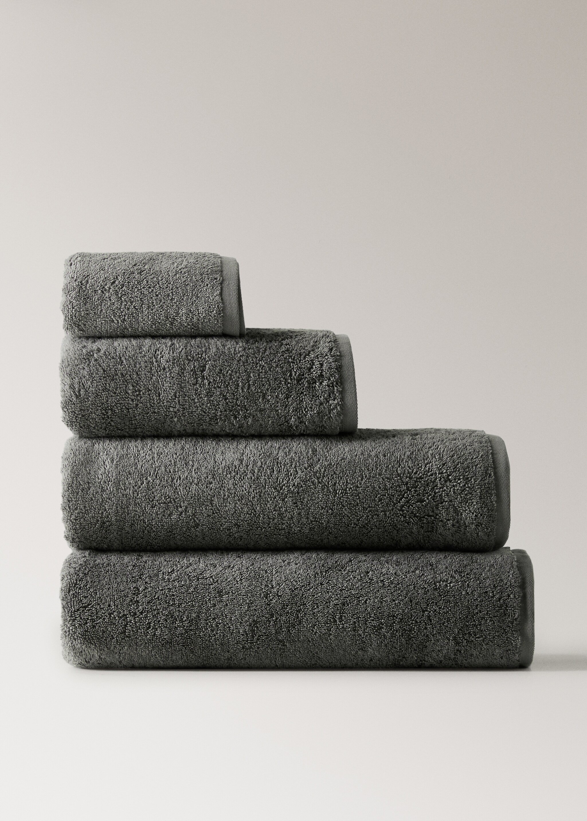 Soft cotton washbasin towel - Article without model, Dark Grey. Ref: 27001606-00.