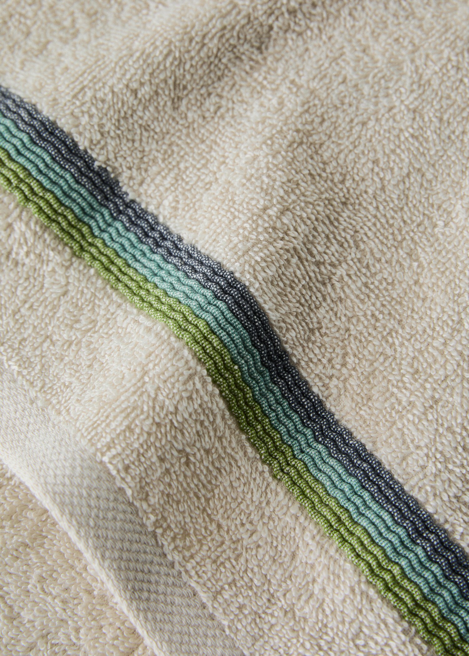 Hand towel with striped trim - Details of the article 1