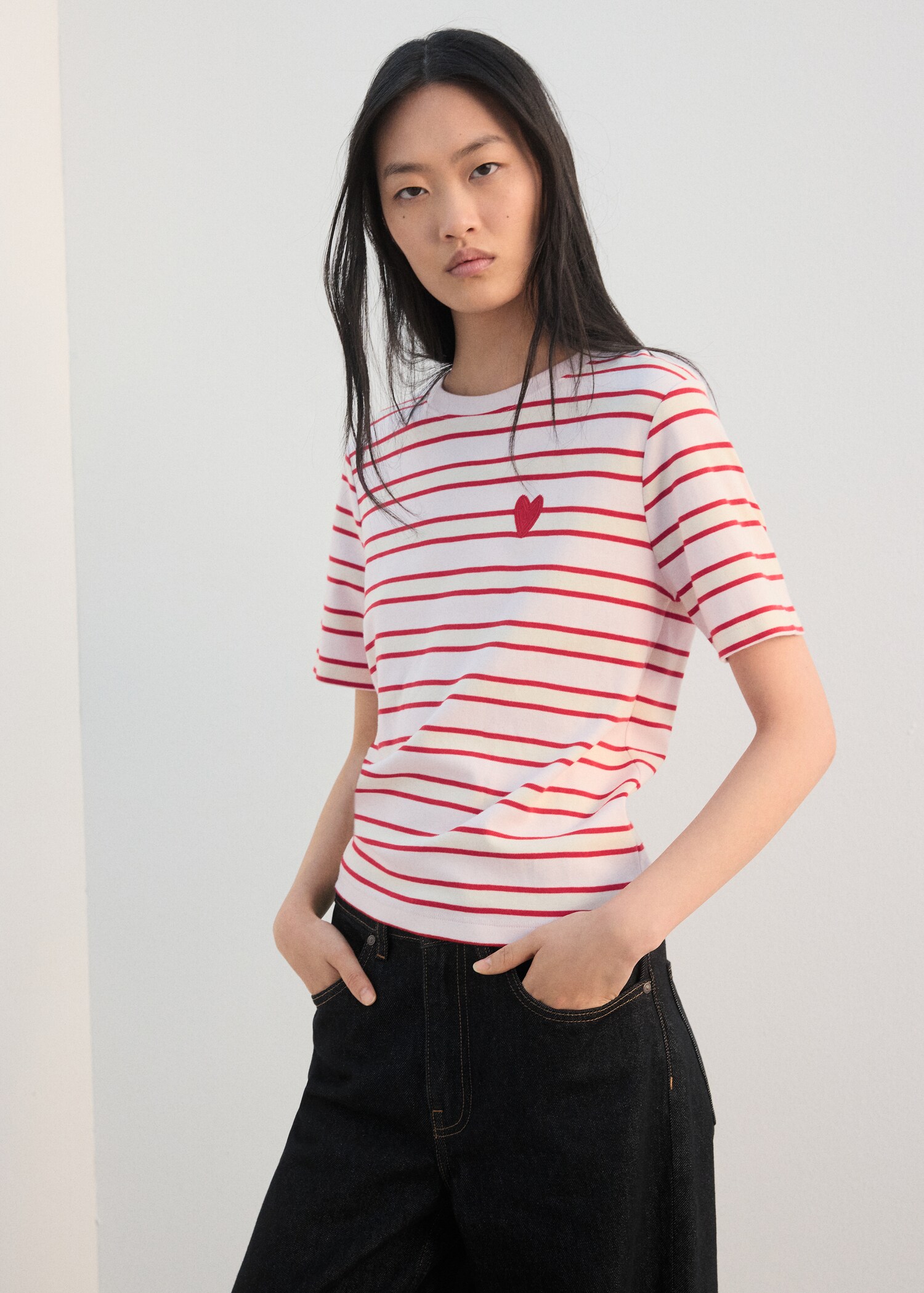 Camisa rayas detalles bordados - Plano medio