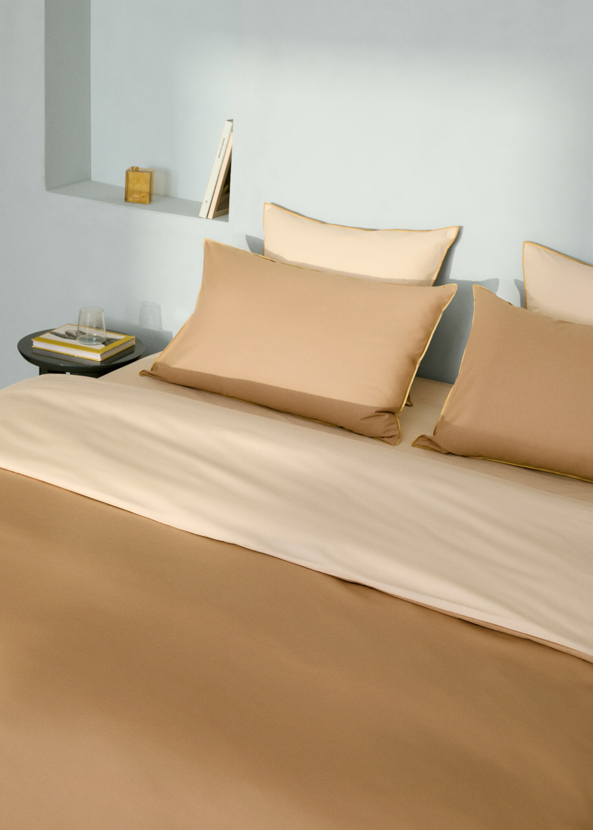Reversible cotton percale duvet cover for 150/160 cm bed - Details of the article 7, Mustard. Ref: 27002930-00.