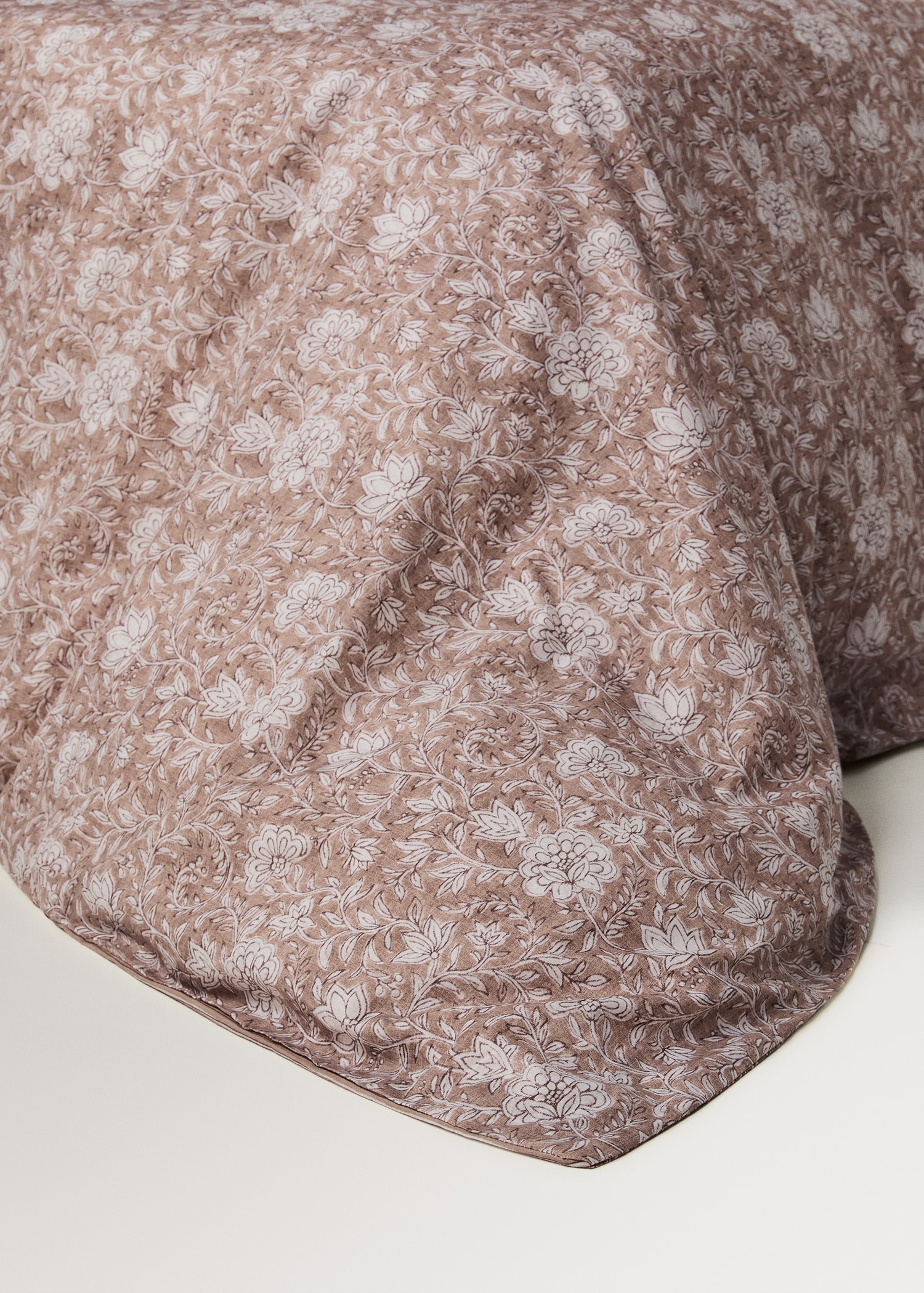 Παπλωματοθήκη εμπριμέ με λεπτές ρίγες για κρεβάτι 150/160 εκ - Λεπτομέρεια του προϊόντος 8