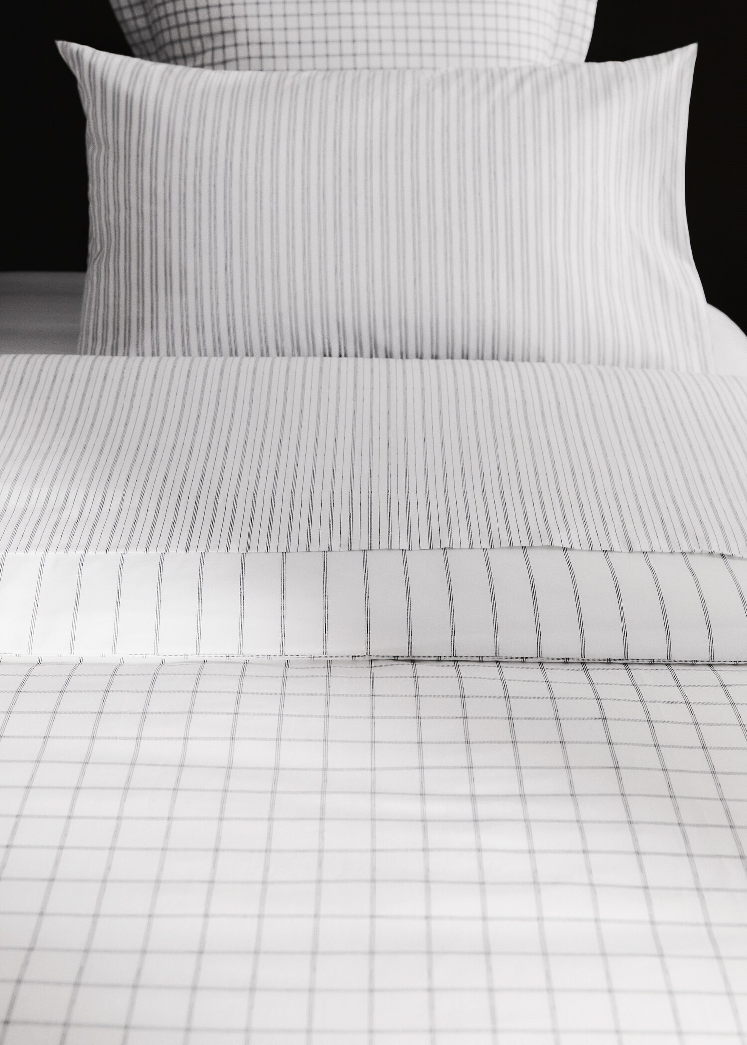 Reversible check and stripe duvet cover for 90 cm bed - Details of the article 7