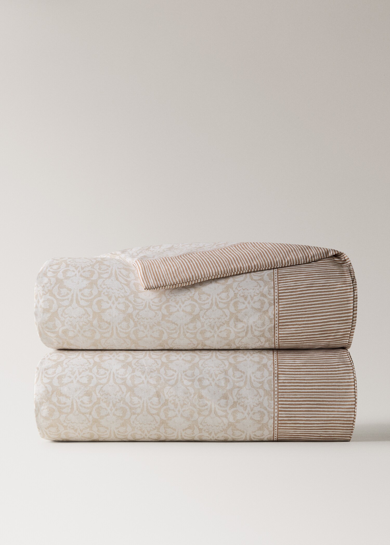 Housse de couette en coton avec bordure florale Lit 135/140 cm - Article sans modèle