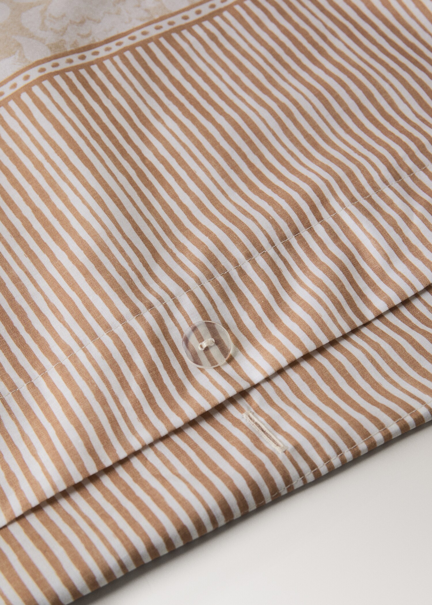 Cotton duvet cover with floral border for 180cm bed - Details of the article 2