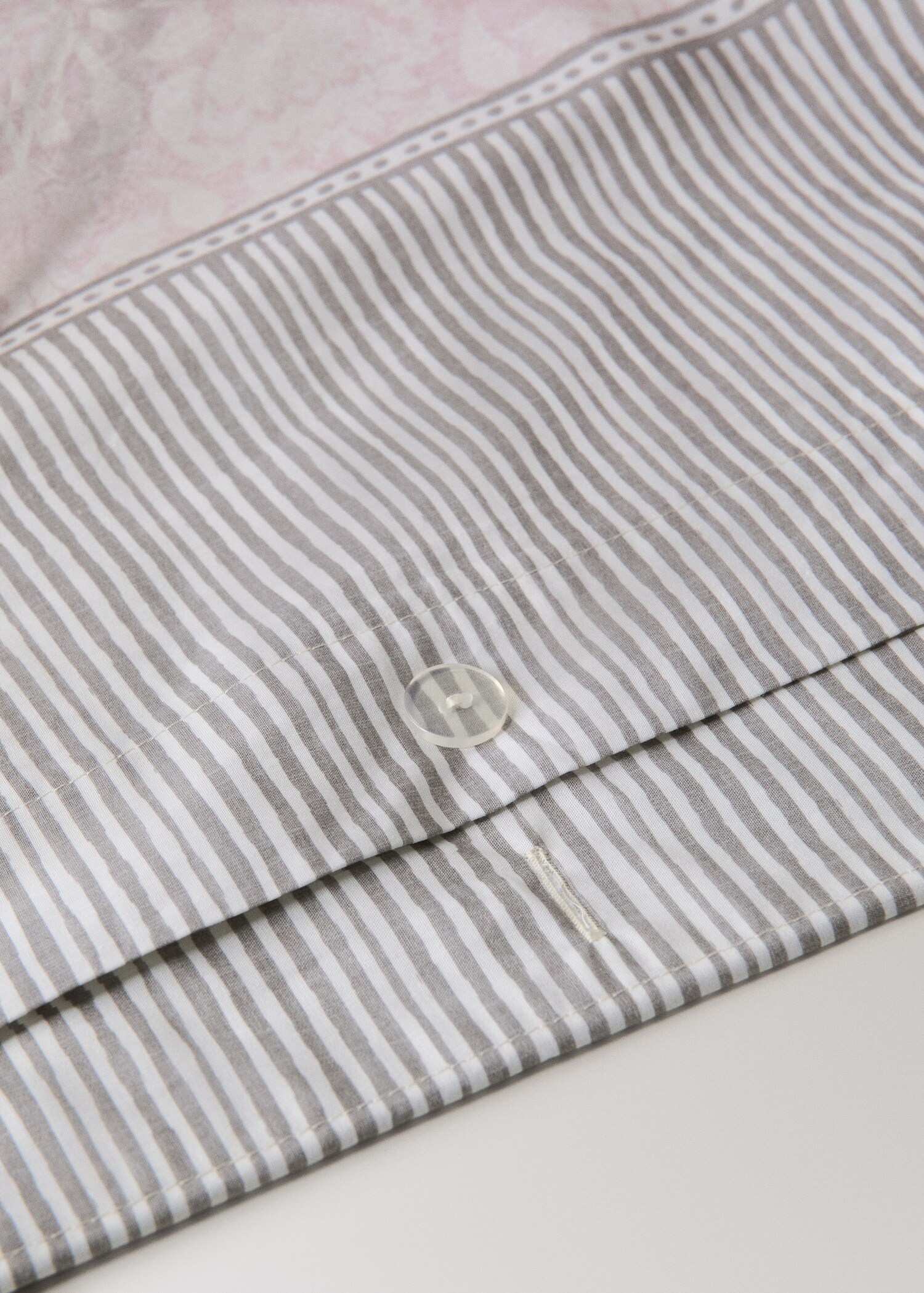 Cotton duvet cover with floral border for 180cm bed - Details of the article 2