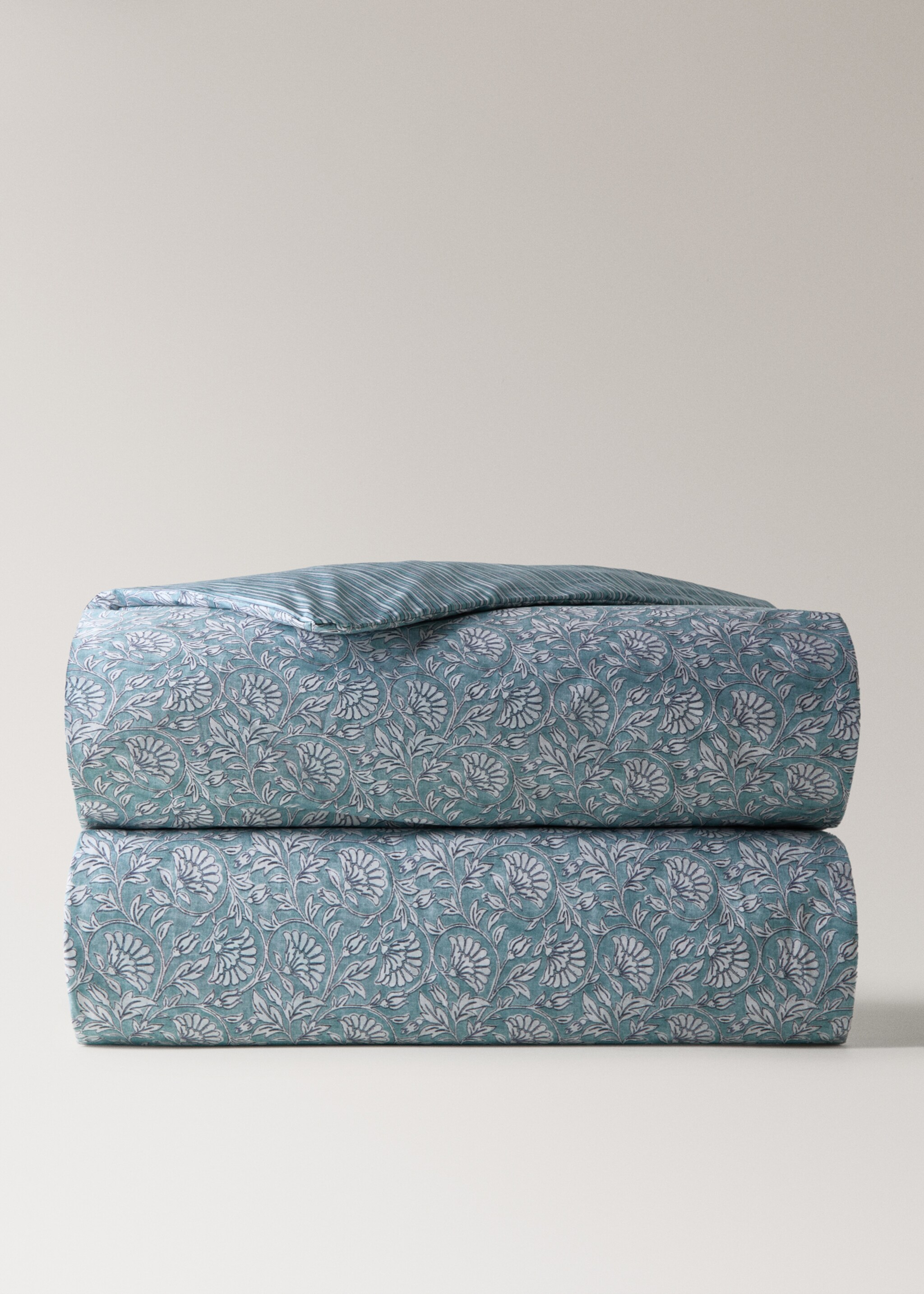 Reversible floral stripe duvet cover for 150/160 cm bed - Article without model, Aqua Green. Ref: 27002988-00.