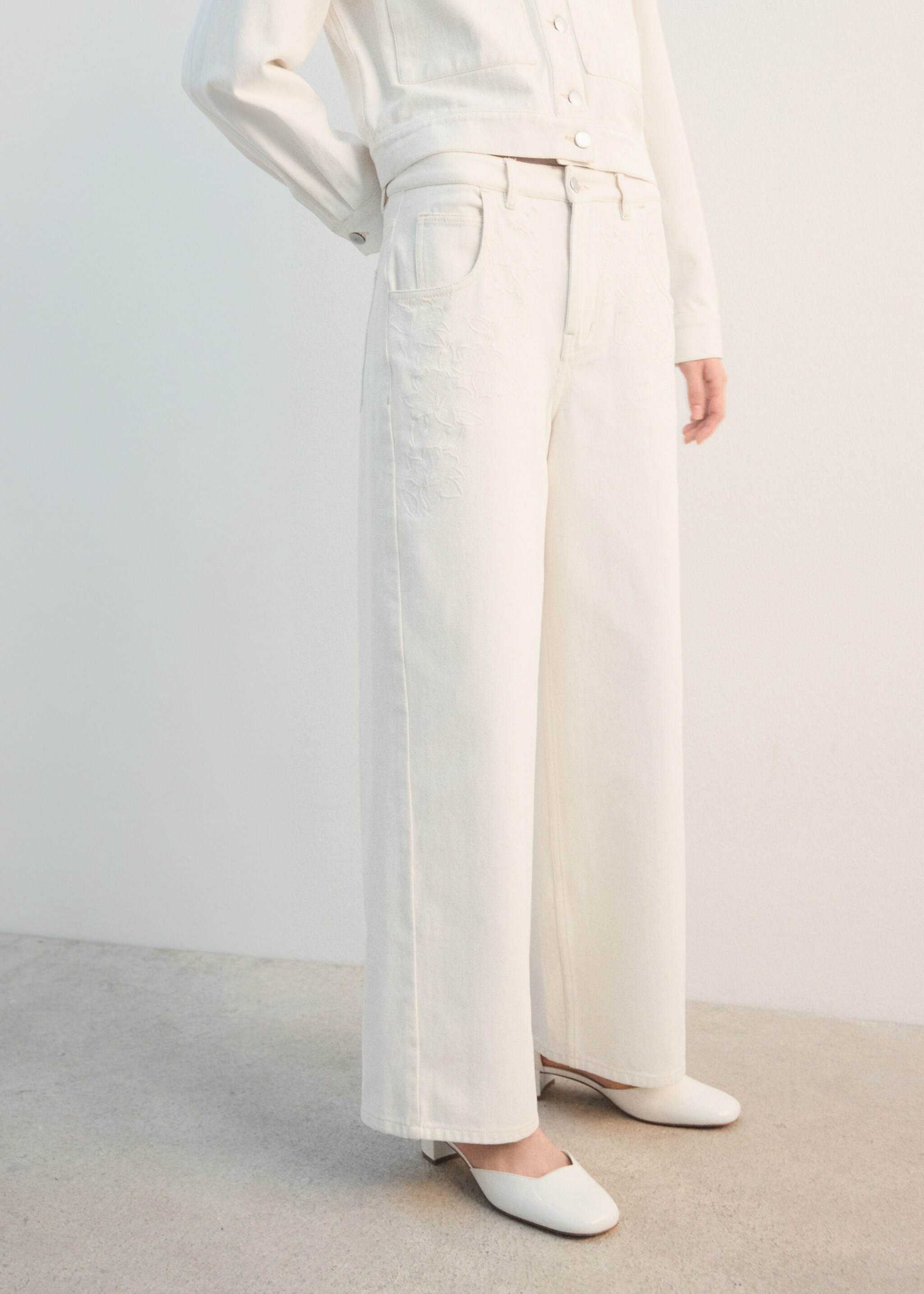 Wide leg mid-rise jeans - Medium plane, Off White. Ref: 27003279-00.