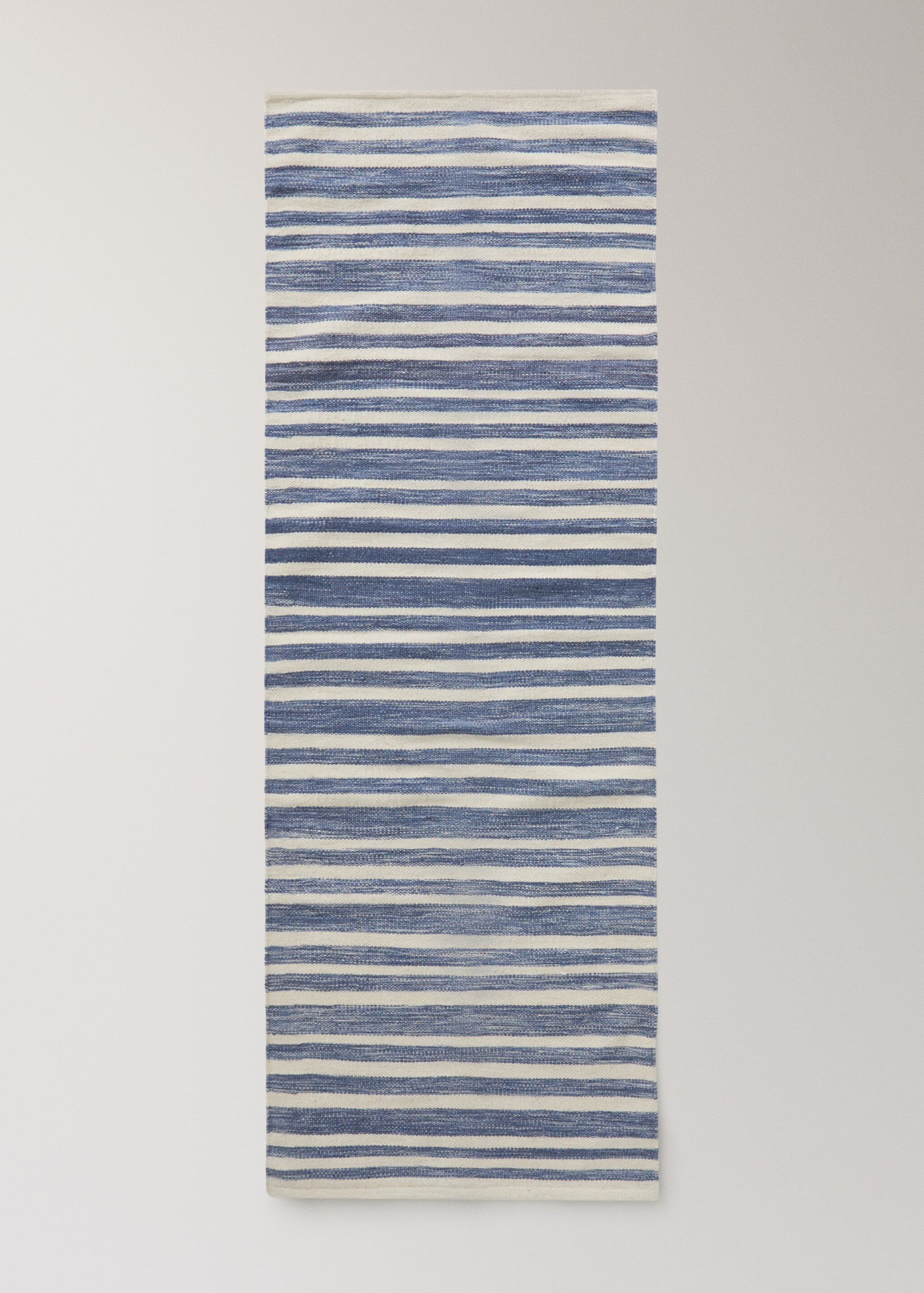 Großer gestreifter Wollteppich - Artikel ohne Model, Blau. Ref: 27003282-00.