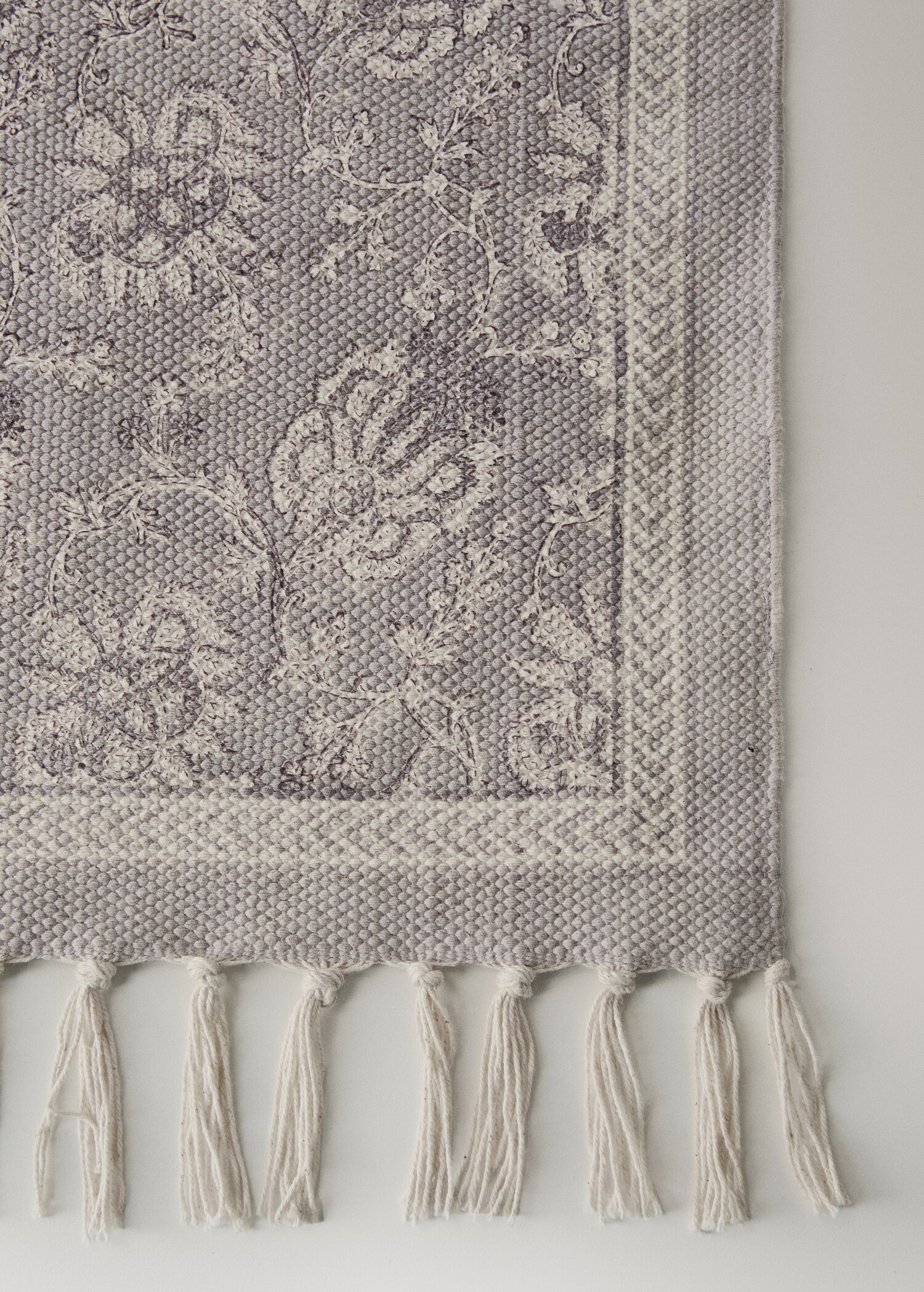 Malý bavlněný kobereček s květinovým vzorem - Detail zboží 2