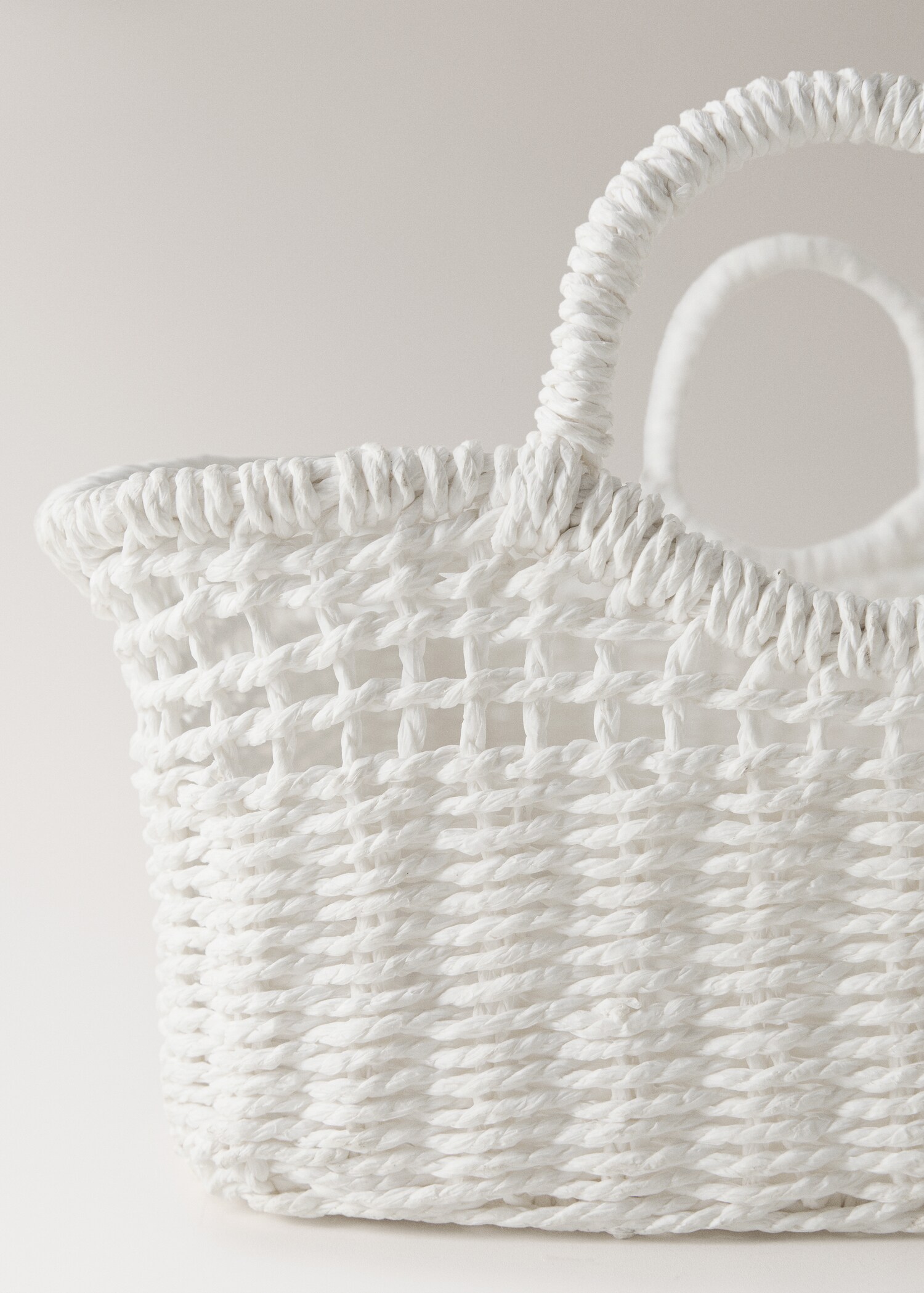 Two-handled paper basket - Details of the article 2