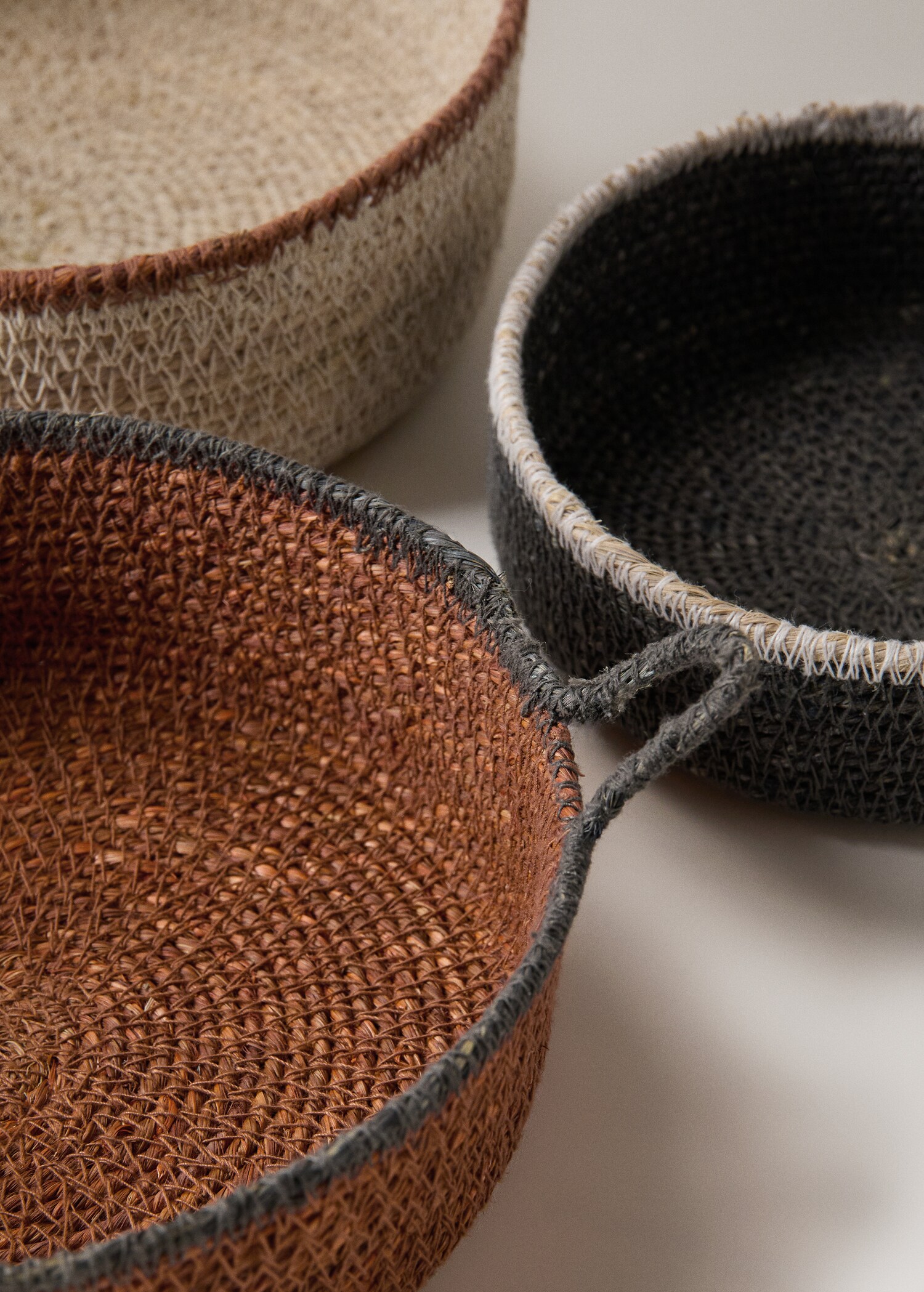 Combined seagrass baskets - Details of the article 2