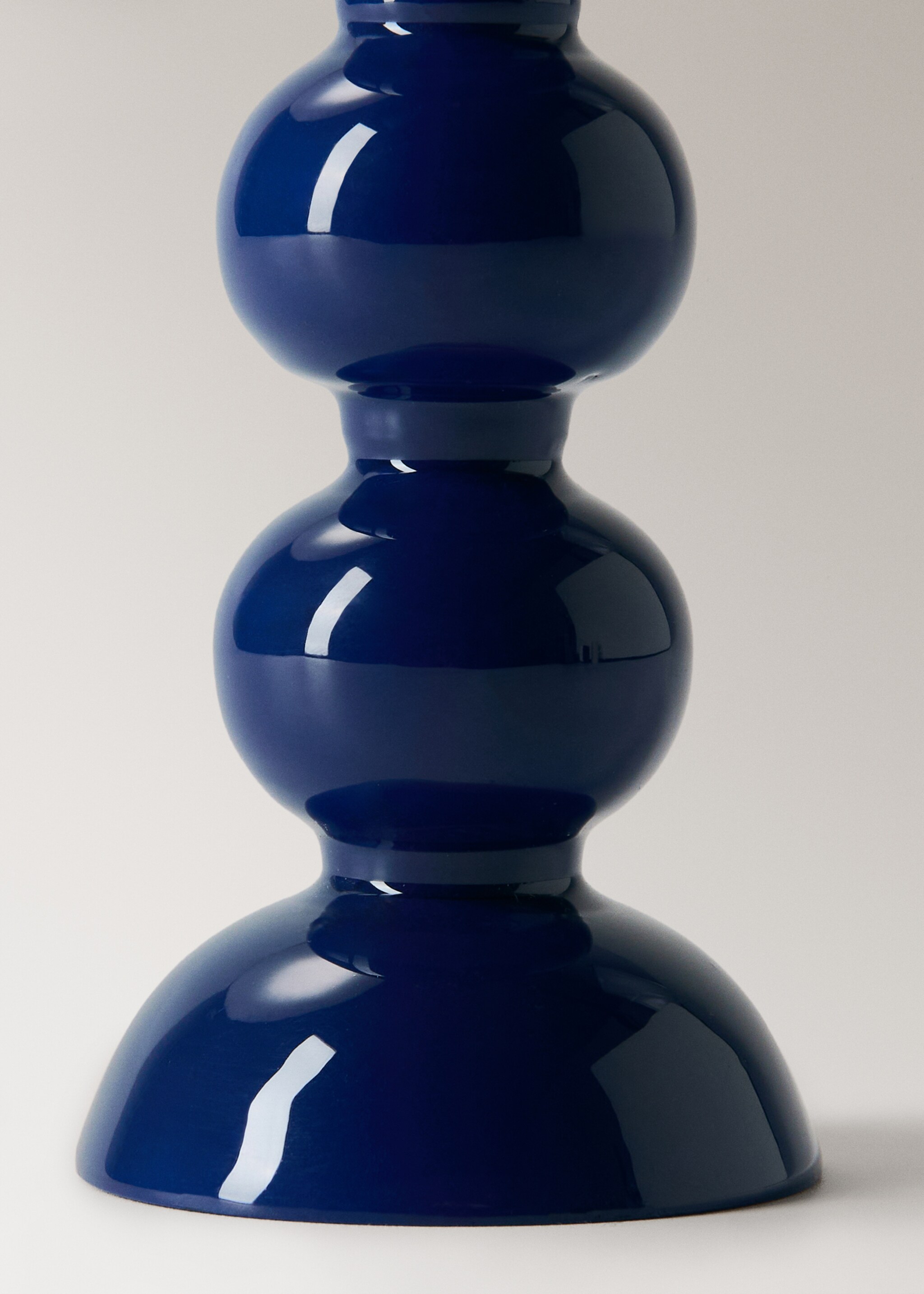 Tall metal candelabra - Details of the article 2, Light/Pastel Grey. Ref: 27003320-00.