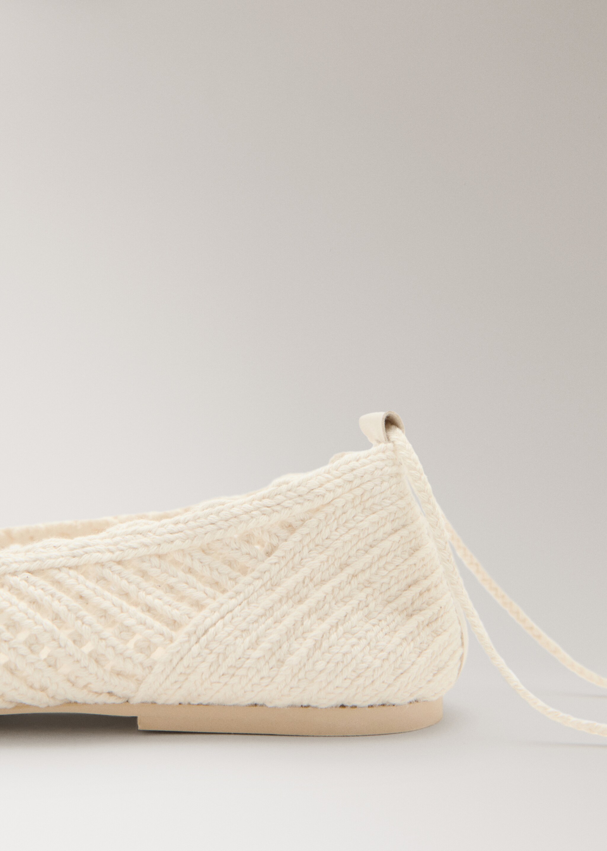 Knitted ballerina straps - Details of the article 3, Off White. Ref: 27003322-00.