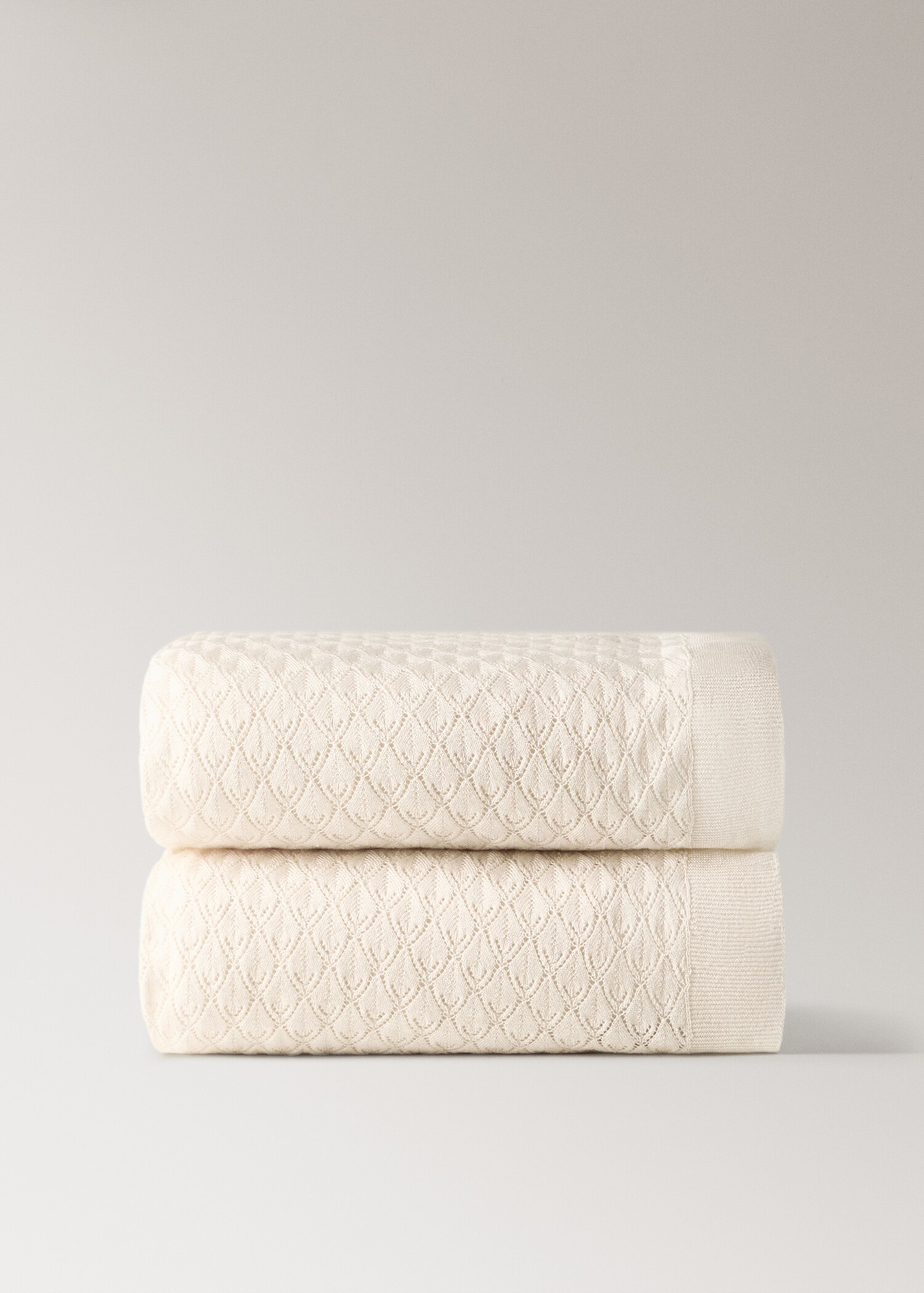 Soft diamond-pattern blanket - Προϊόν χωρίς μοντέλο