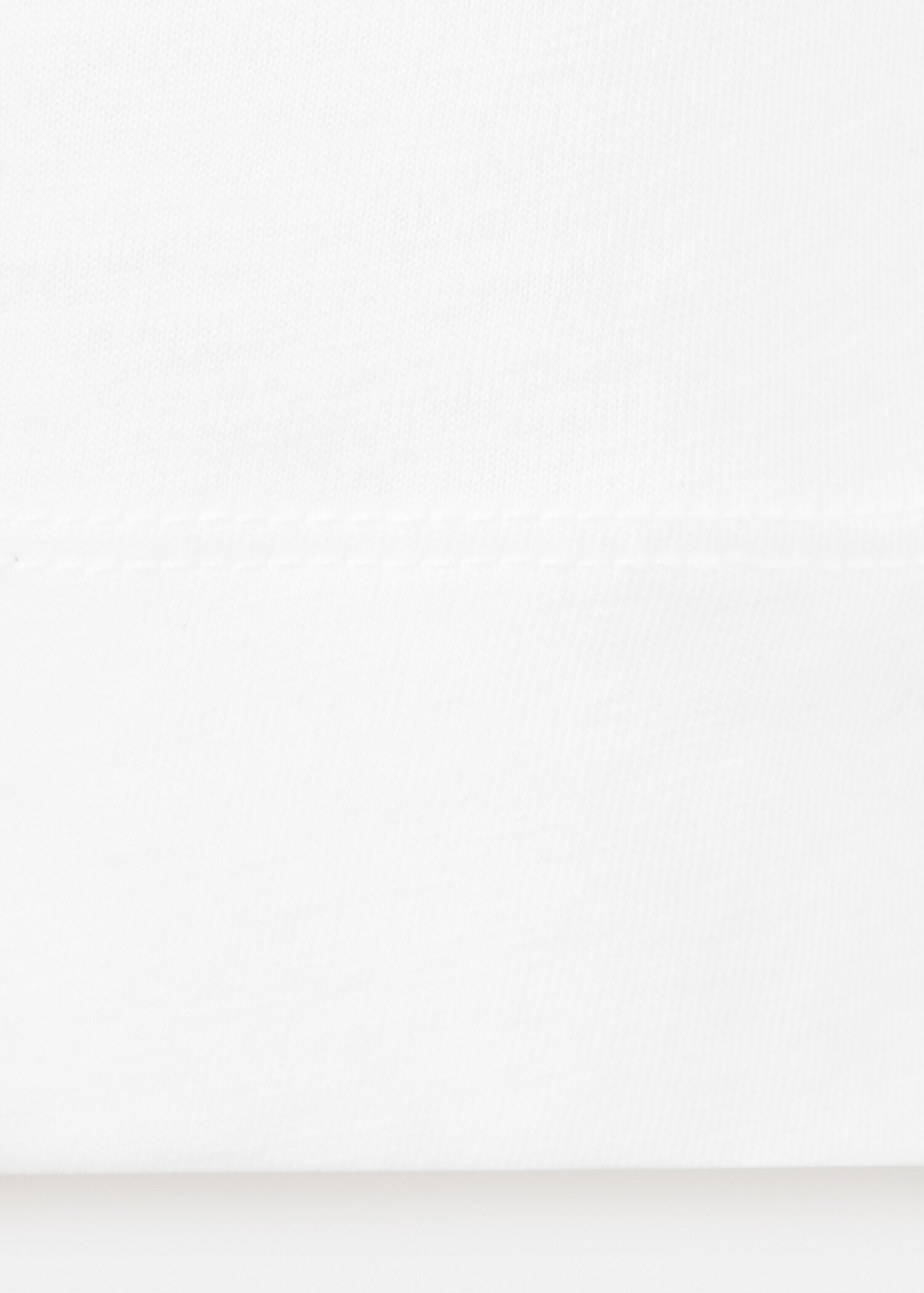 Lace nightdress with back scoop neckline - Details of the article 0