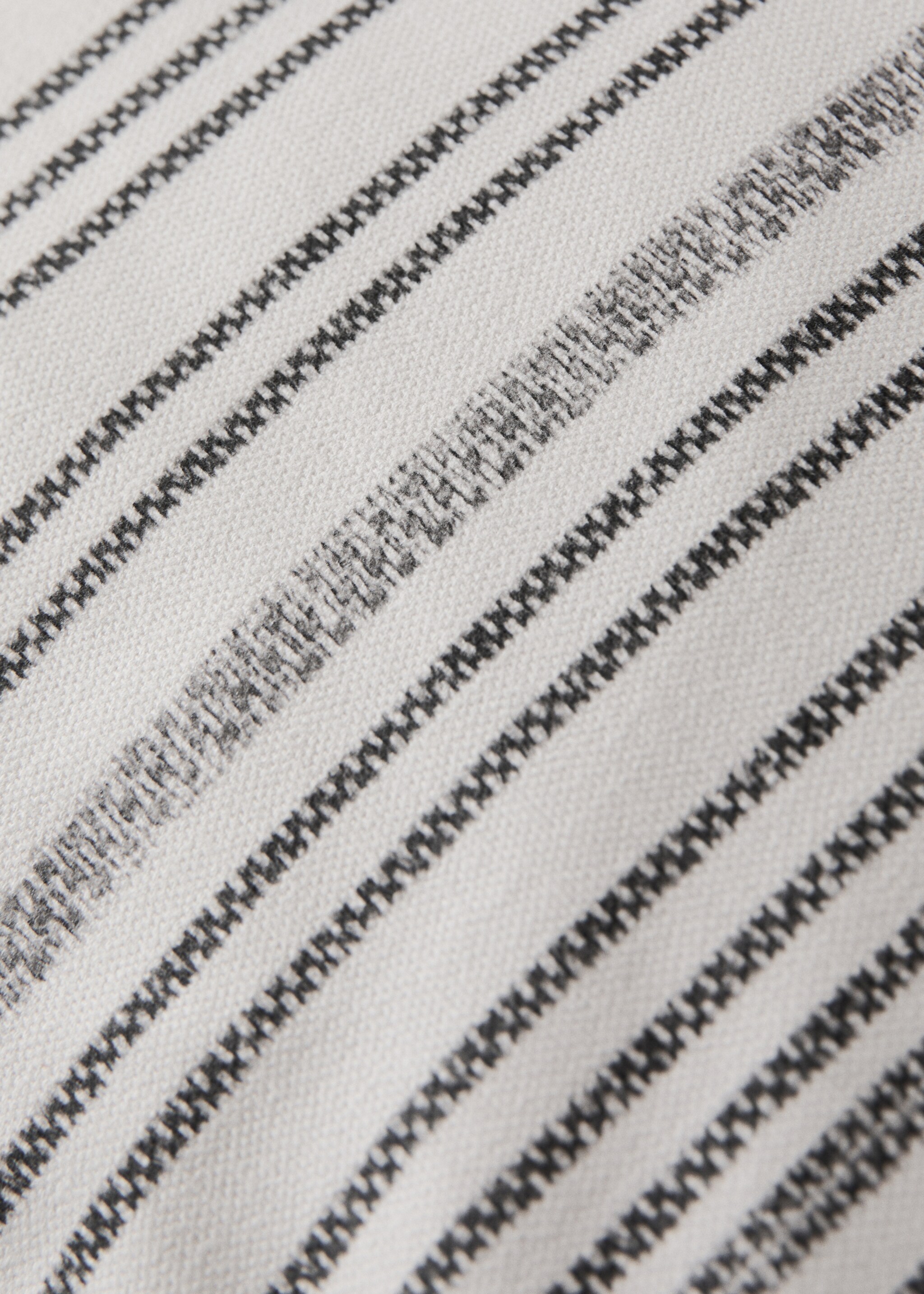 Irregular striped cotton cushion cover 45x45cm - Details of the article 3, Charcoal. Ref: 27003350-00.