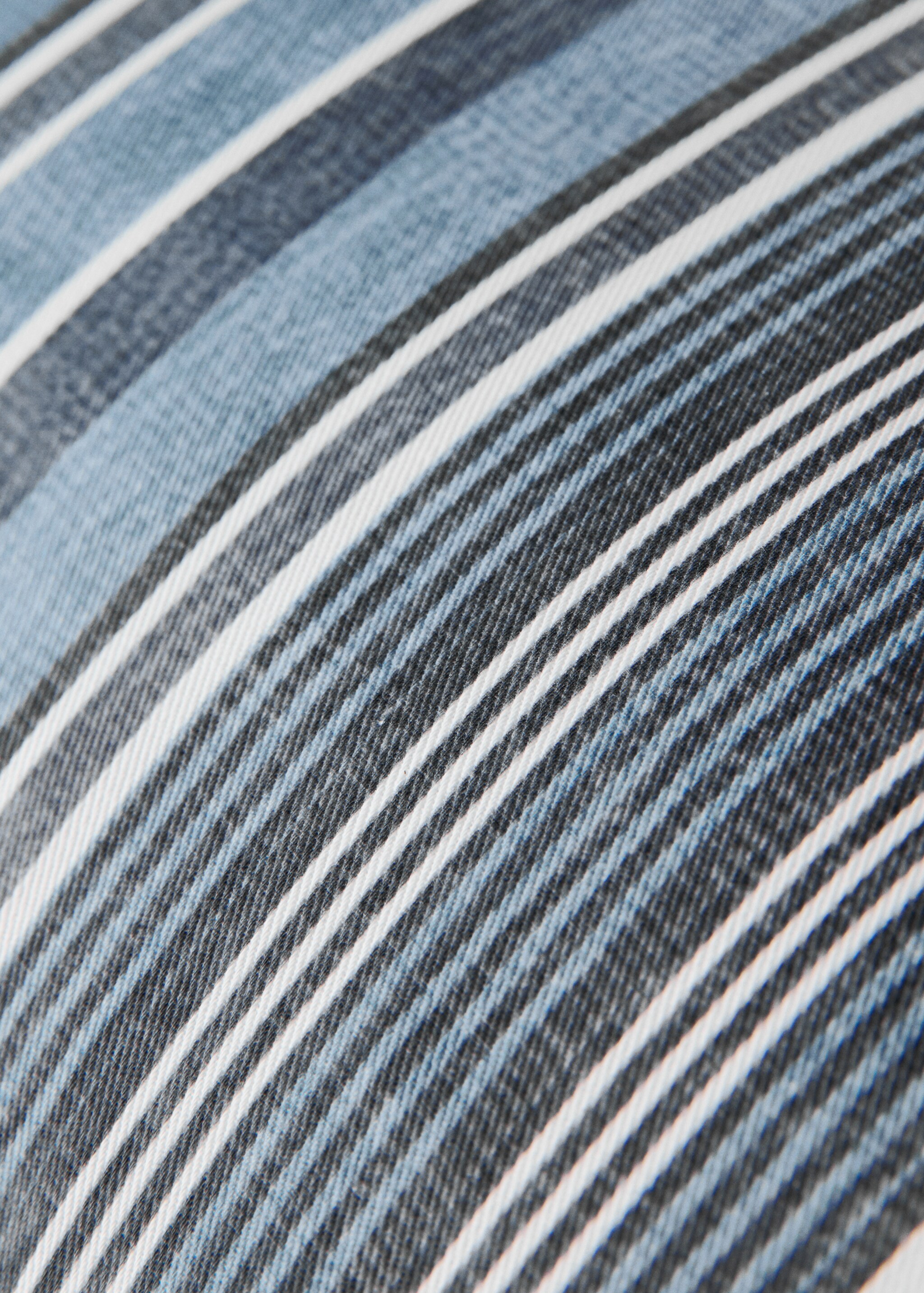 Kissenbezug aus Baumwolle mit Streifen, Größe 40x60 cm - Detail des Artikels 3, Indigoblau. Ref: 27003351-00.