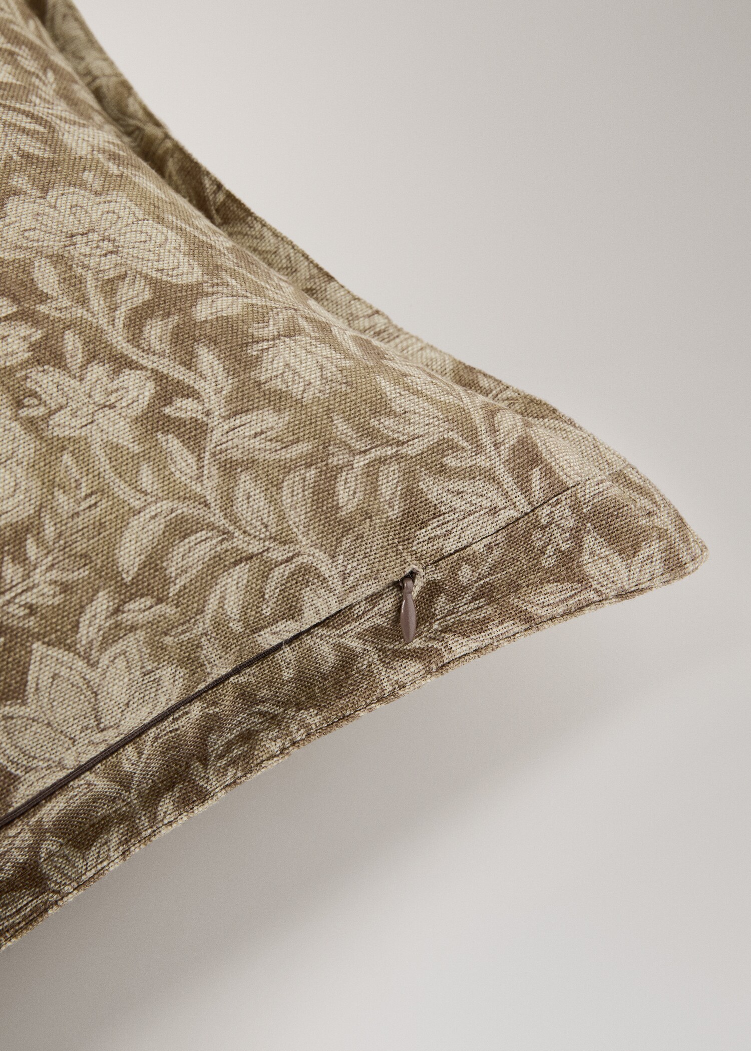 Floral print linen cotton cushion cover 40x60cm - Details of the article 2