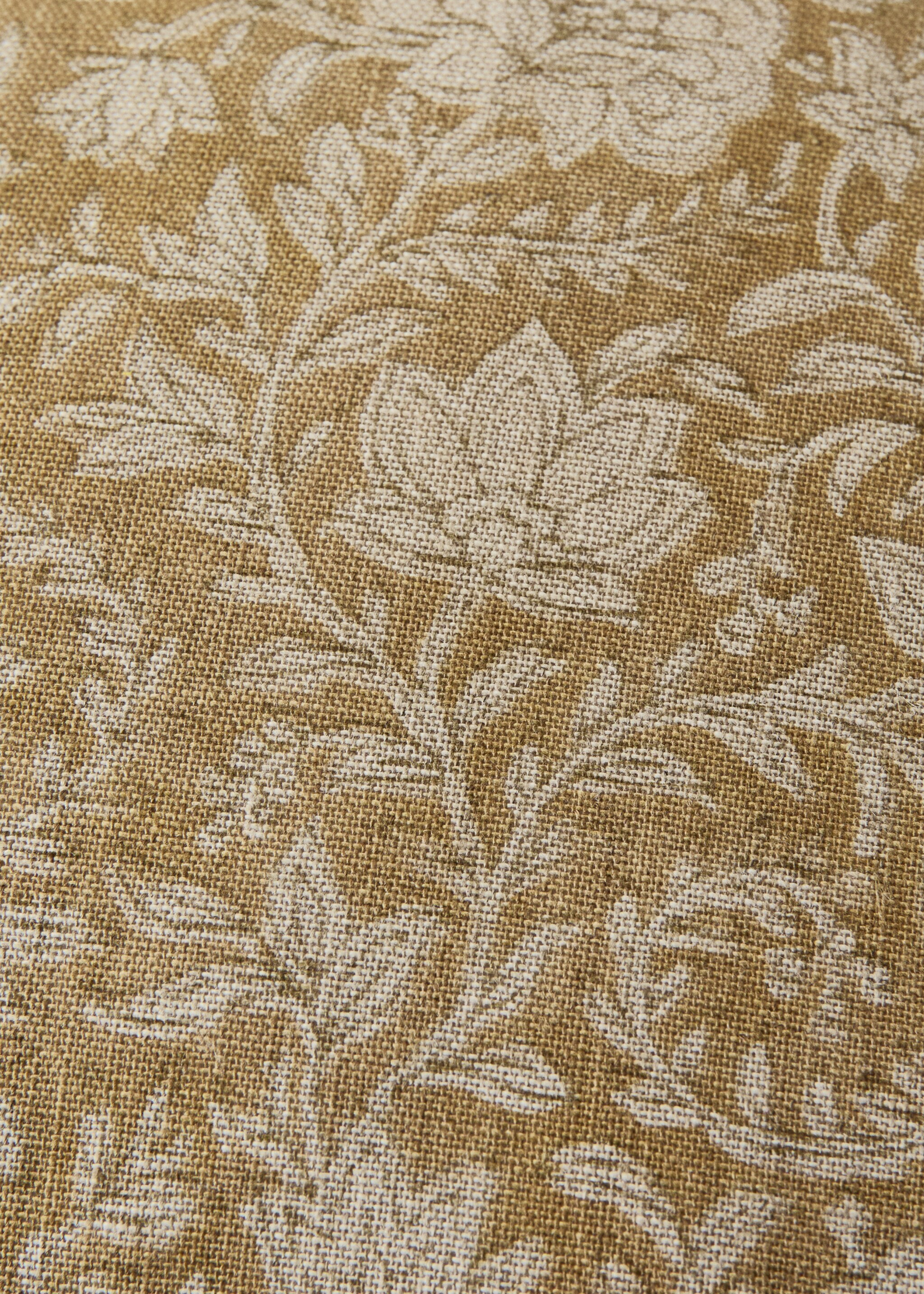 Floral print linen cotton cushion cover 50x50cm - Details of the article 3, Mustard. Ref: 27003359-00.