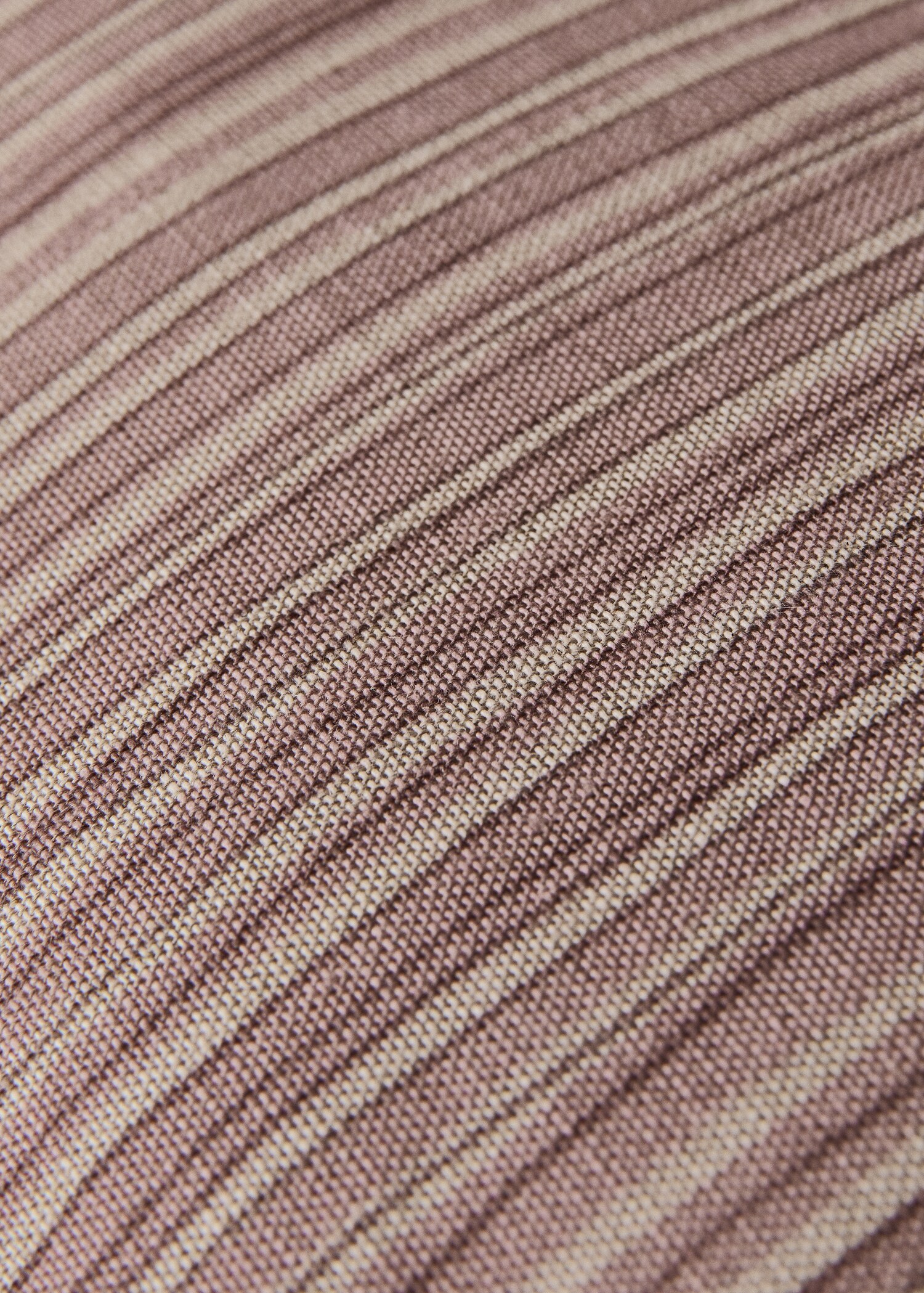 Linen-cotton cushion cover with thin stripes 40 x 60 cm - Details of the article 3