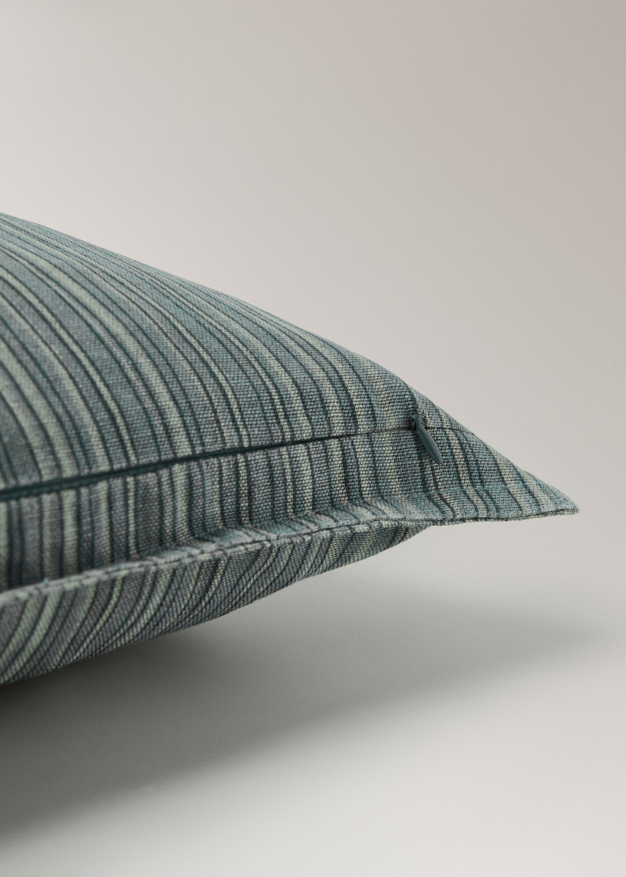 Linen cotton cushion cover with fine stripe 50x50 cm - Details of the article 2, Blue. Ref: 27003371-00.