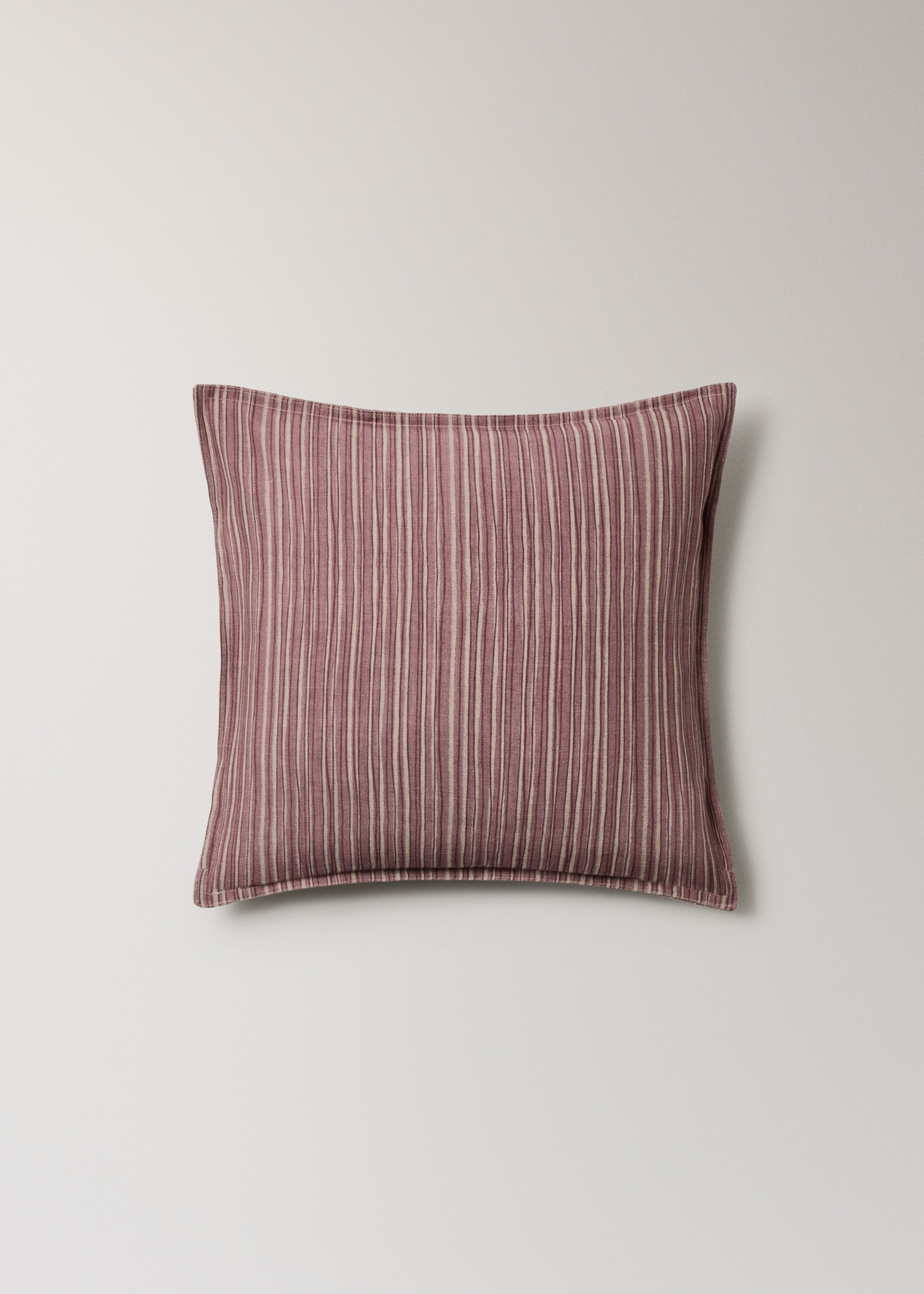 Linen-cotton cushion cover with thin stripes 50 x 50 cm - Article without model, Medium Pink. Ref: 27003371-00.