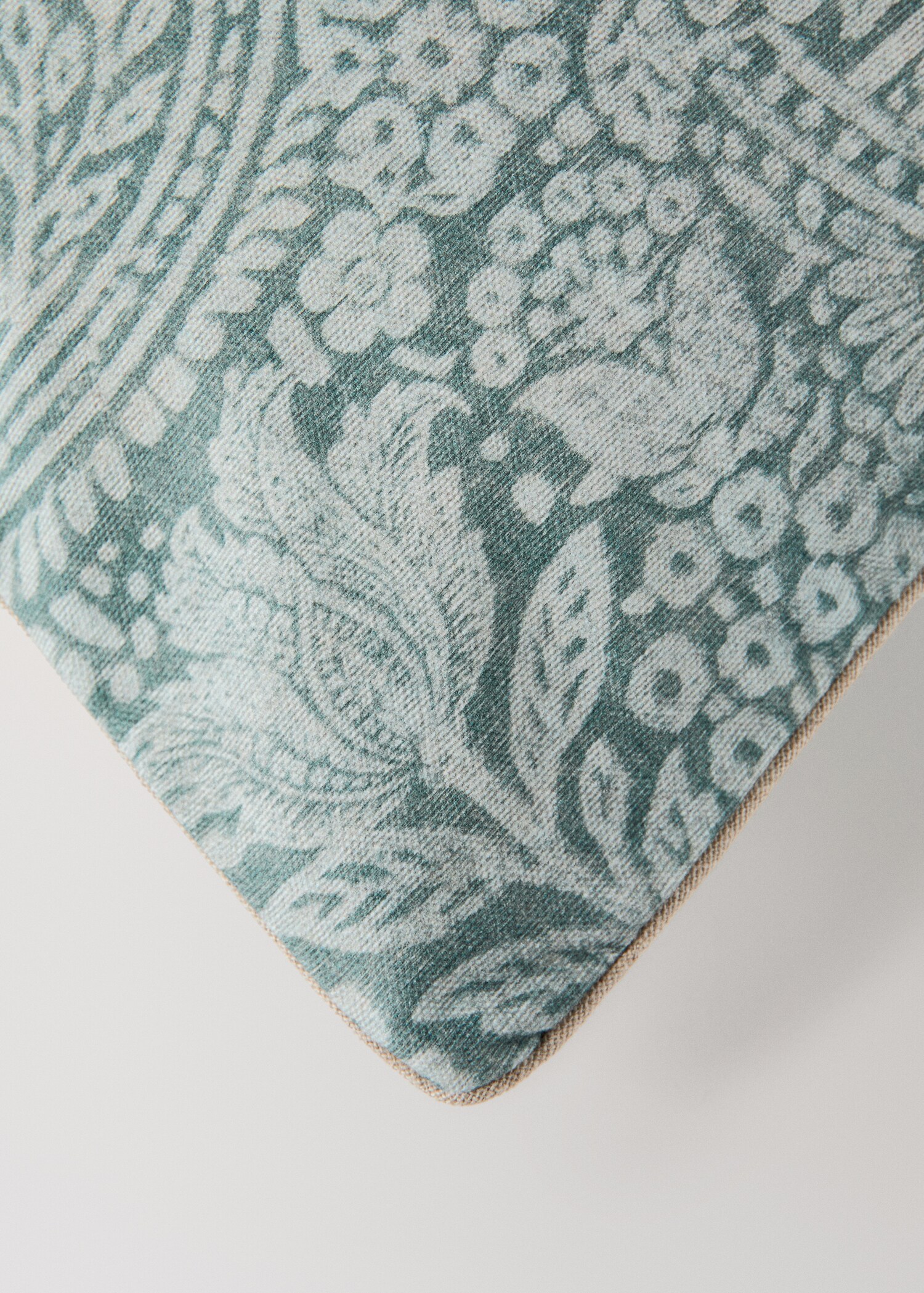 Cushion case bukala - Details of the article 1