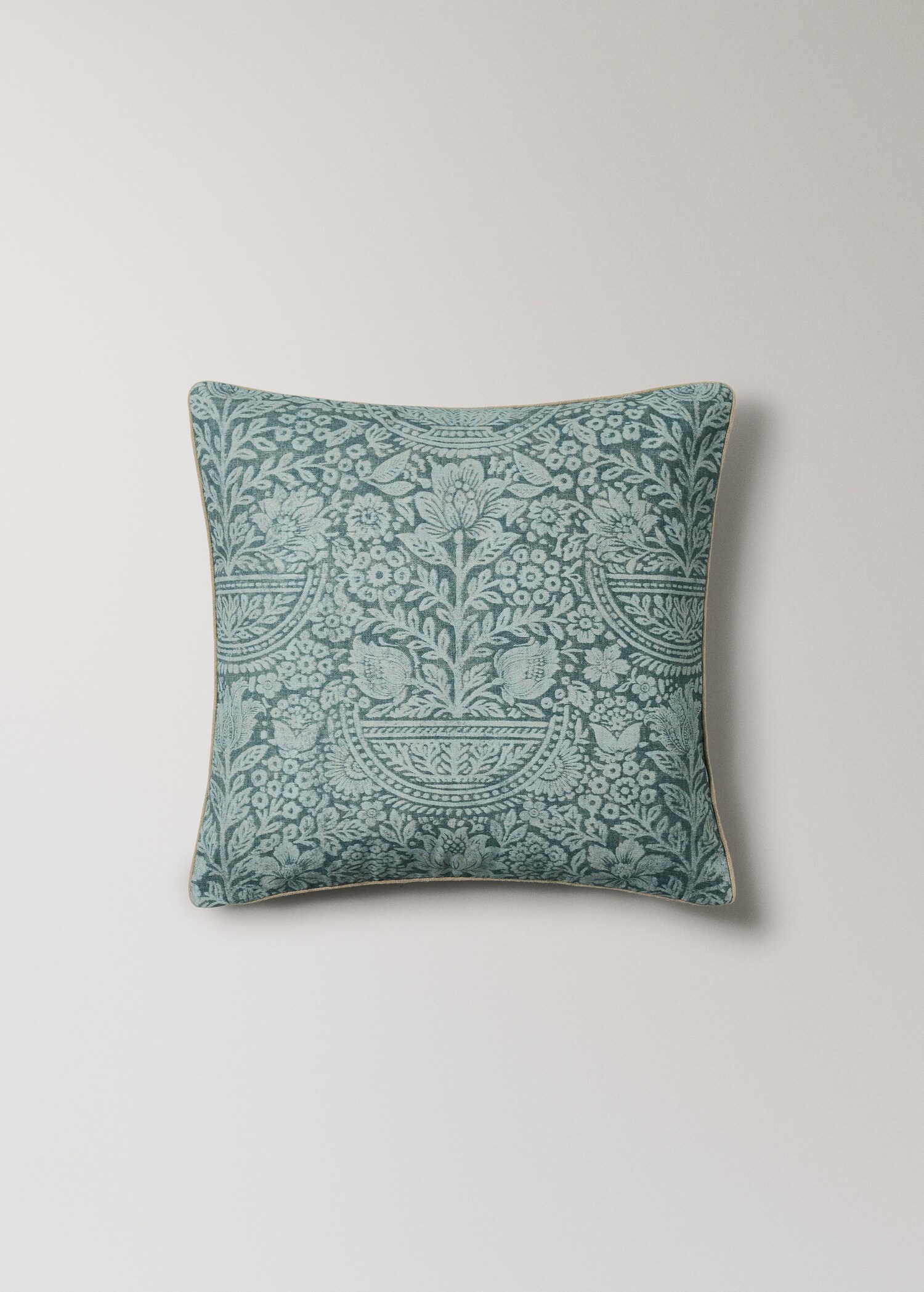 Floral cotton cushion cover 50x50cm - Article without model