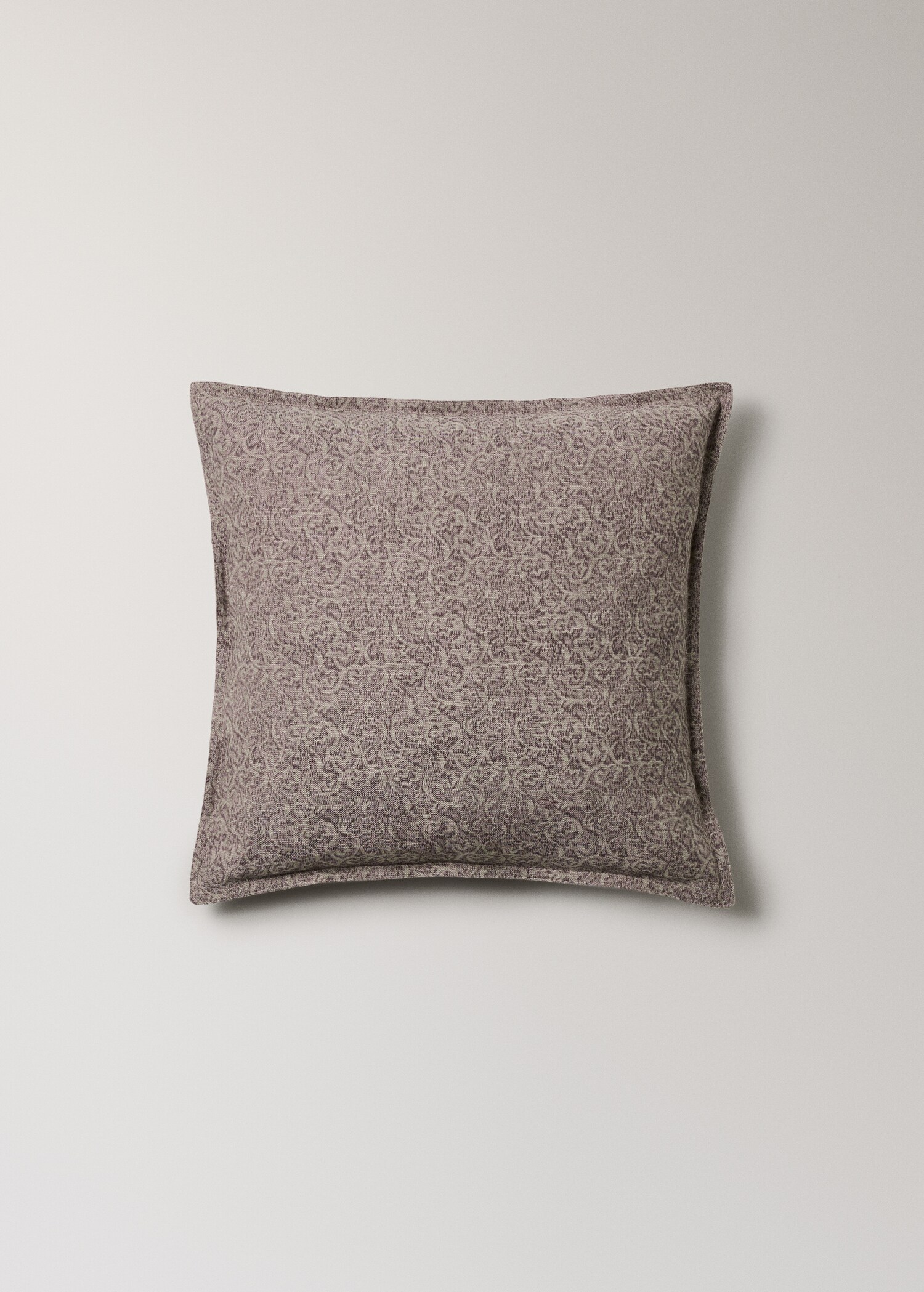 Linen cotton cushion cover with double topstitching 50x50 cm - Article without model