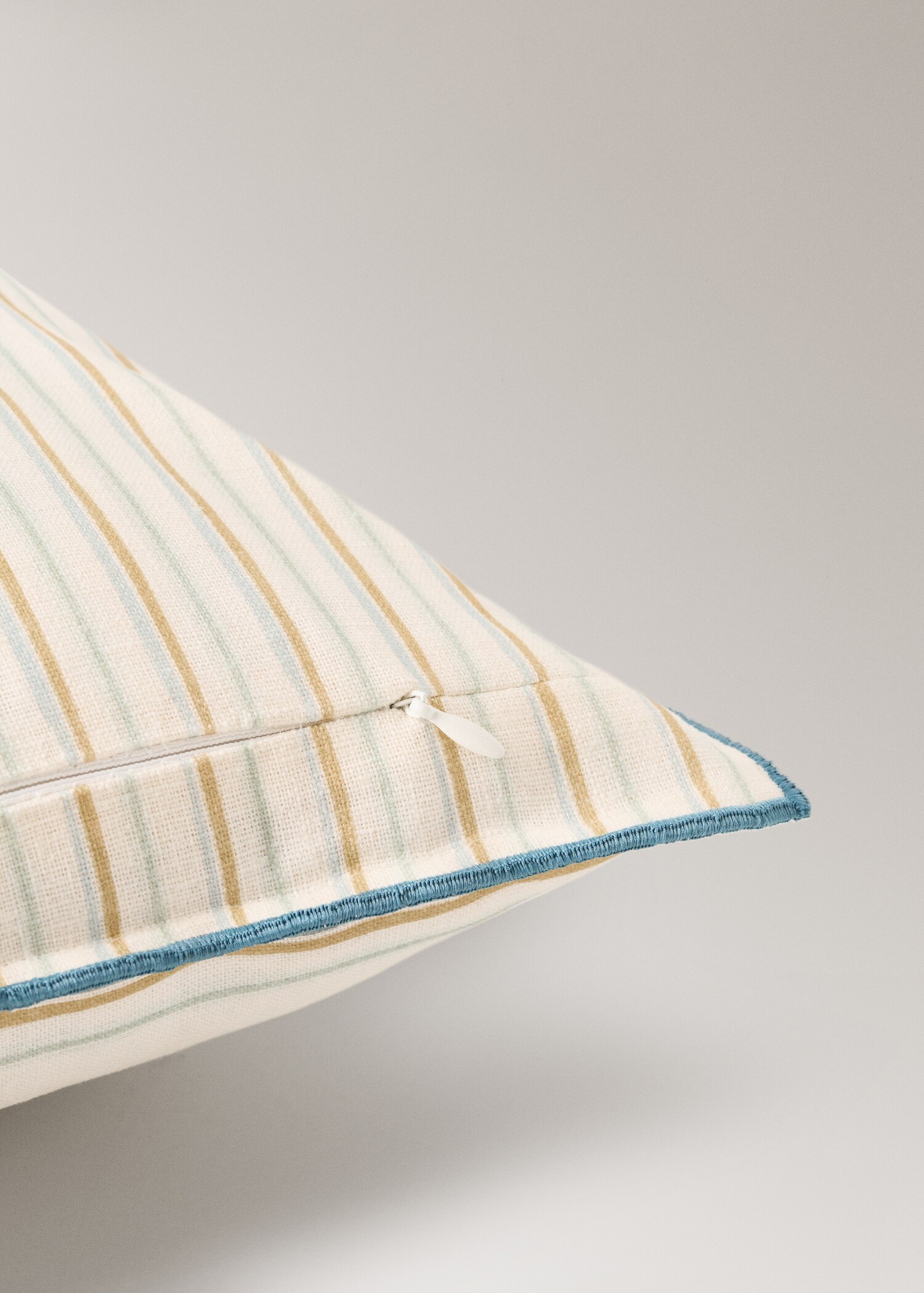 Dziecięca poszewka na poduszkę z bawełny i lnu z nadrukiem 30x40 cm - Szczegóły artykułu 2