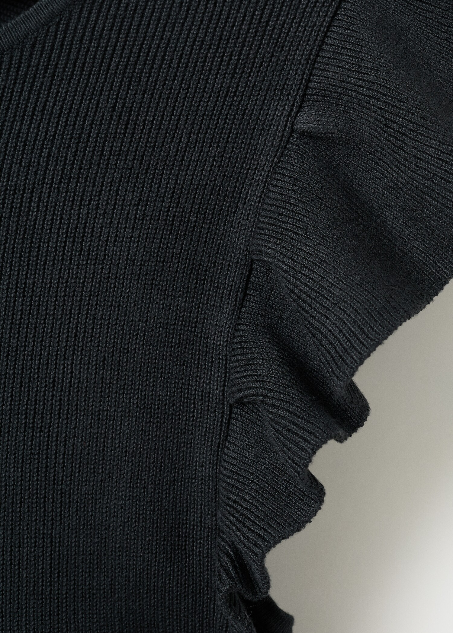 توب منسوج مكشكش - تفاصيل المنتج 8