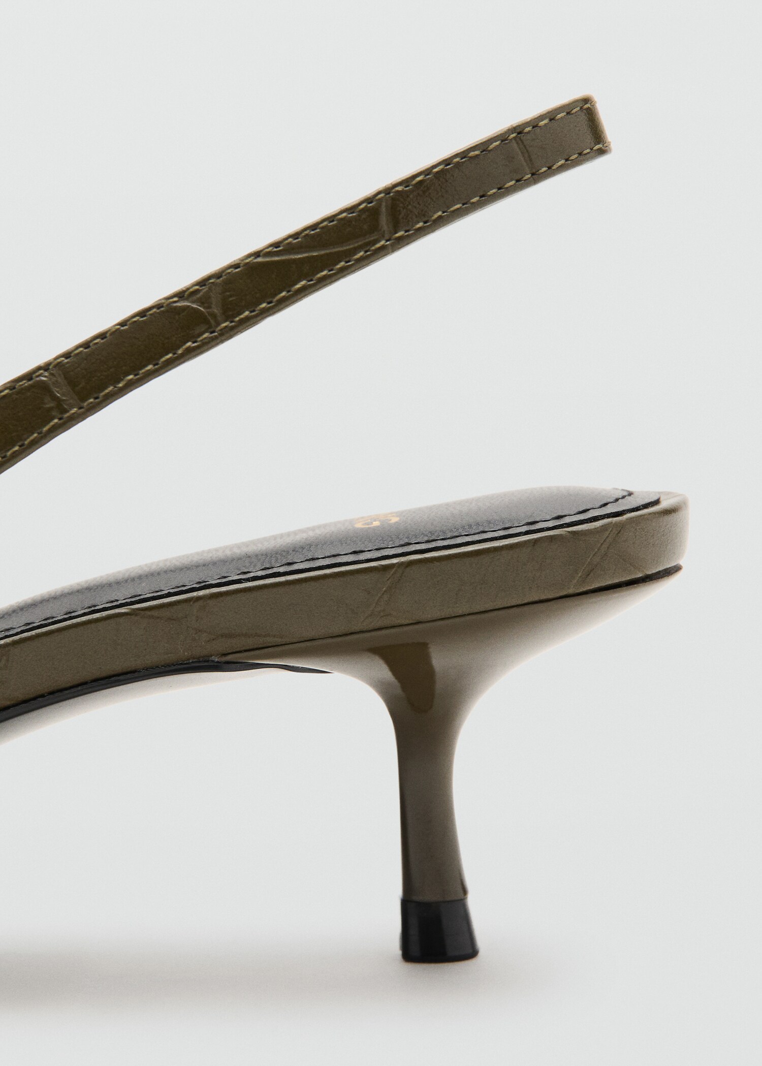 Croc-effect leather shoes - Details of the article 1