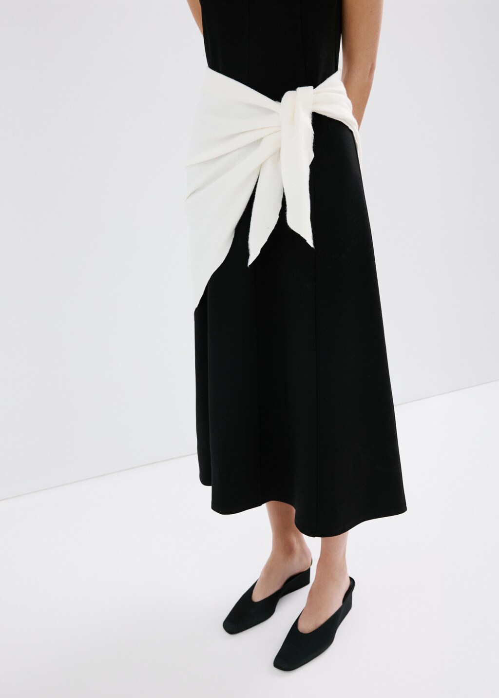 Mango Square toe wedge shoe