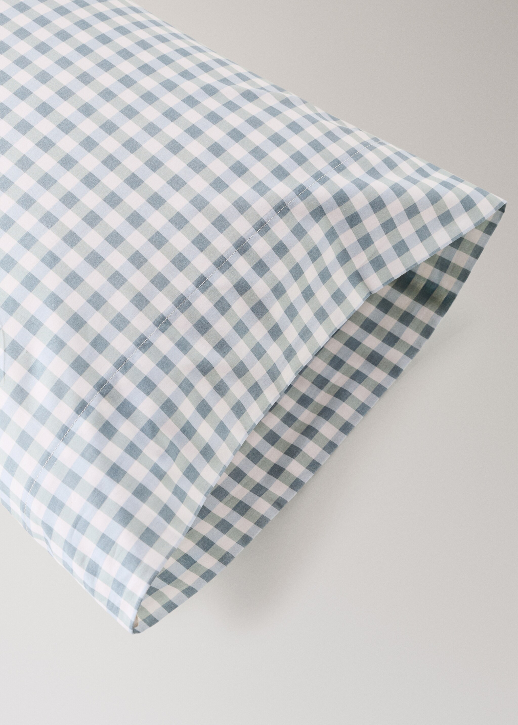 Gingham check cotton pillow cover 45x110 cm - Details of the article 1, Mint Green. Ref: 27004071-00.