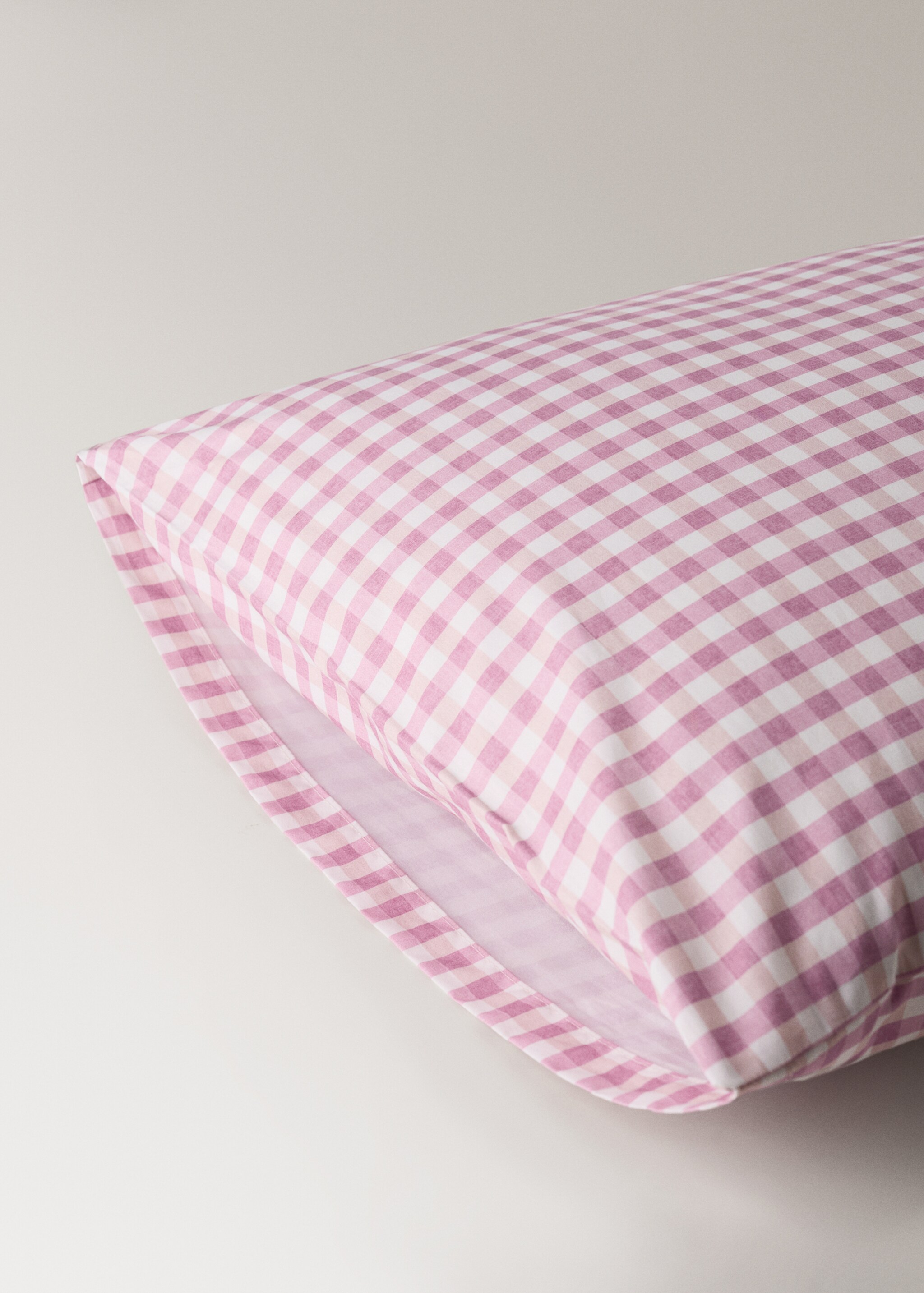 Vichy check cotton pillowcase 50x75 cm - Details of the article 2, Pink. Ref: 27004072-00.