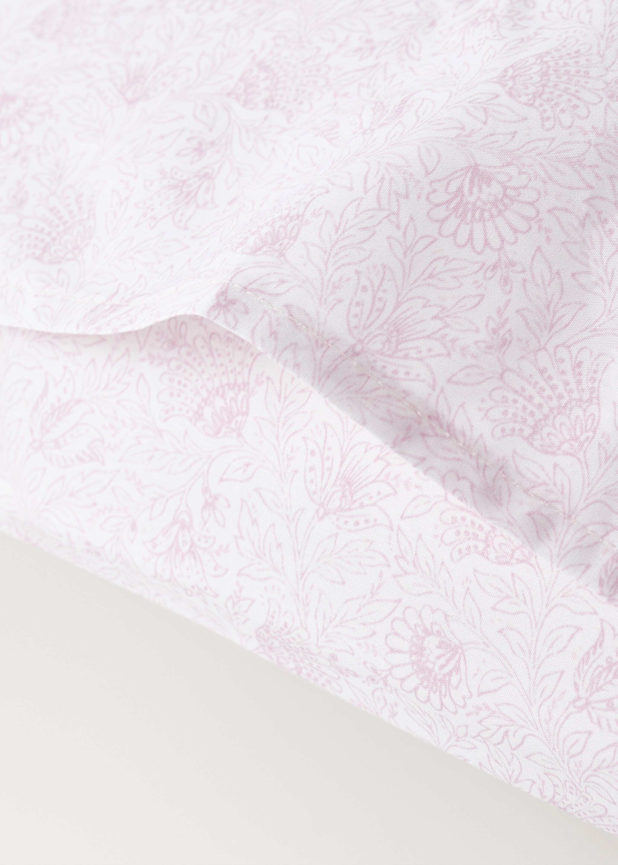 Children's pillowcase in cotton percale with floral pattern 60x60 - Details of the article 2, Pastel Pink. Ref: 27004081-00.