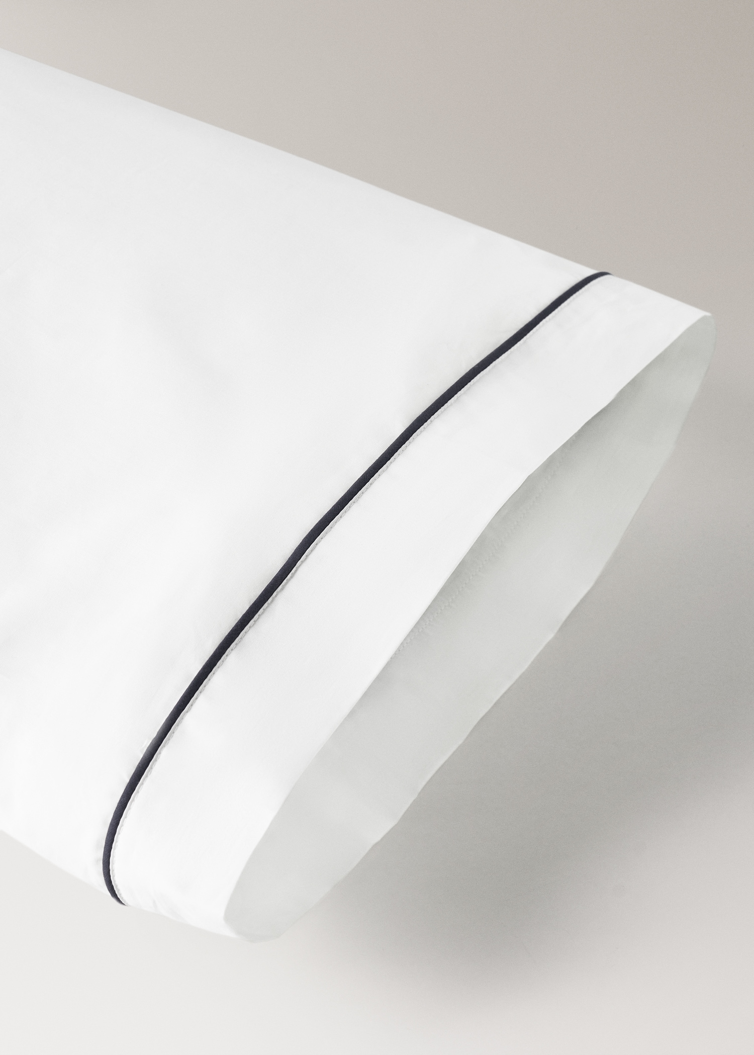 Reversible percale cotton children's pillowcase with contrast piping 45x110 cm - Details of the article 1