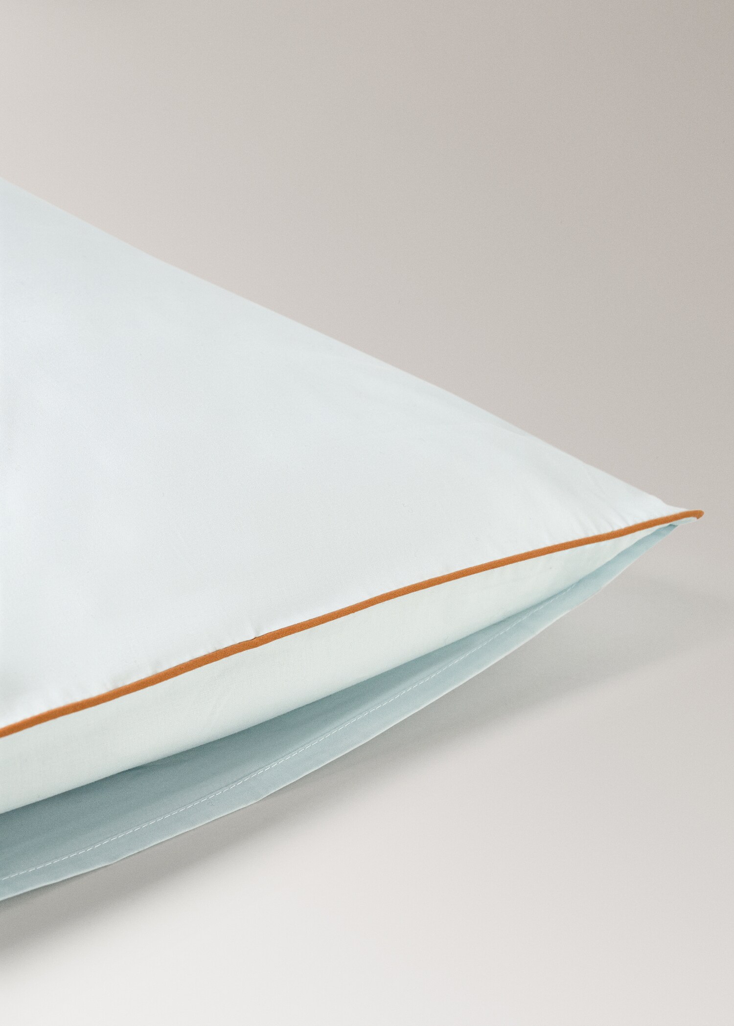 Reversible percale cotton pillowcase with contrasting piping 50x75 cm - Details of the article 1