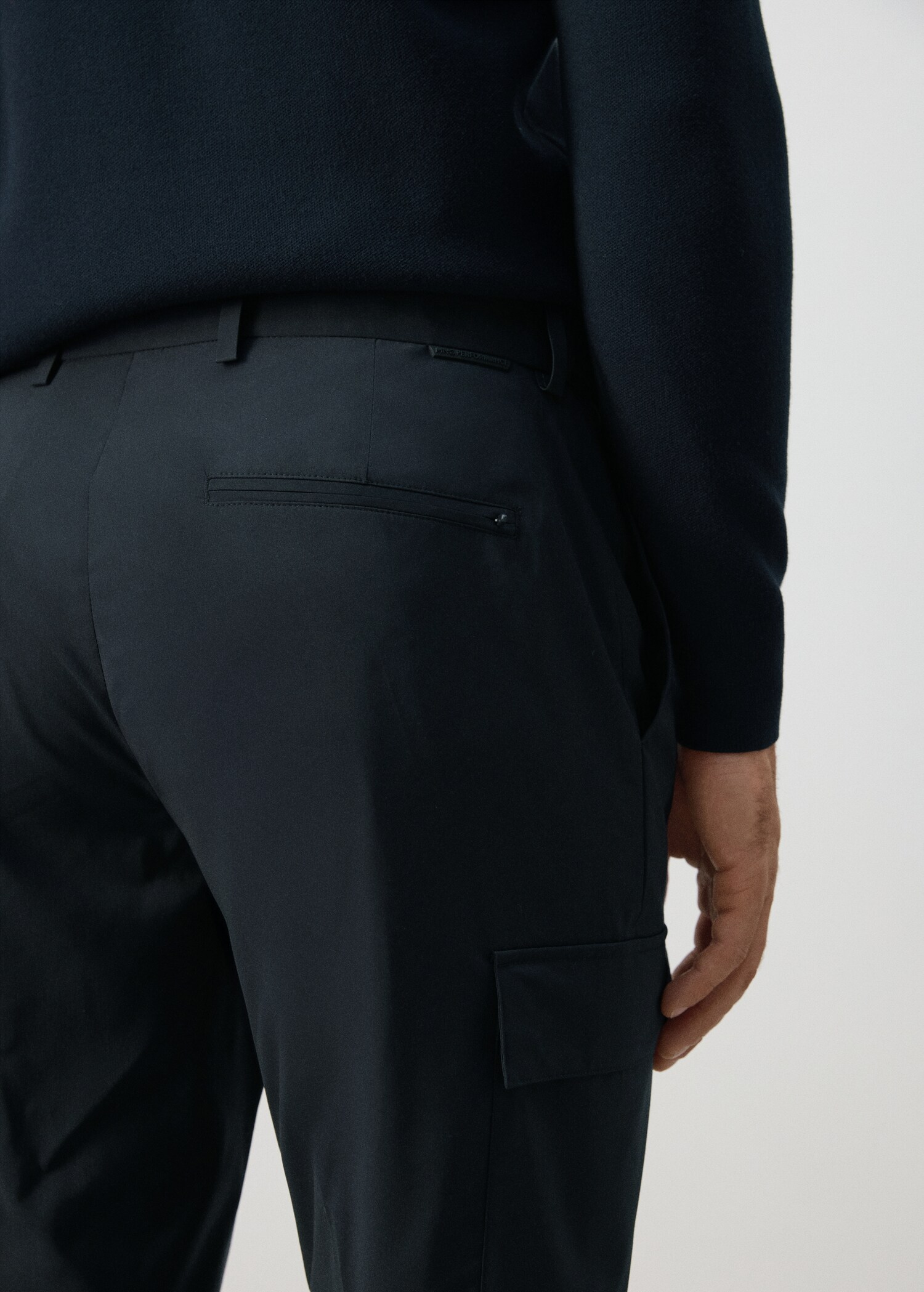 Slim fit comfort stretch cargo trousers - Details of the article 6