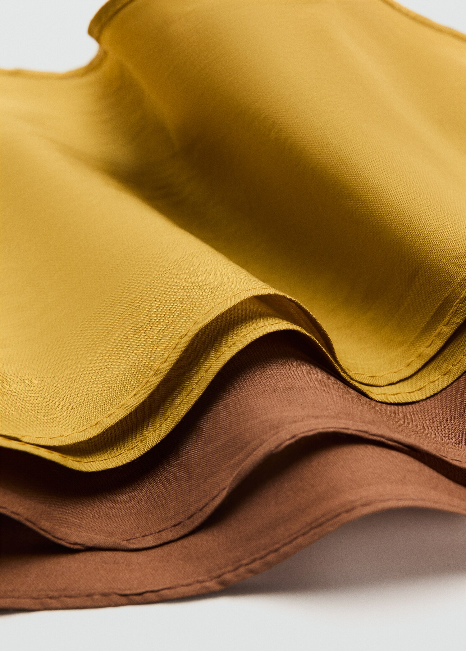 Lot 2 foulards combinés - Plan moyen