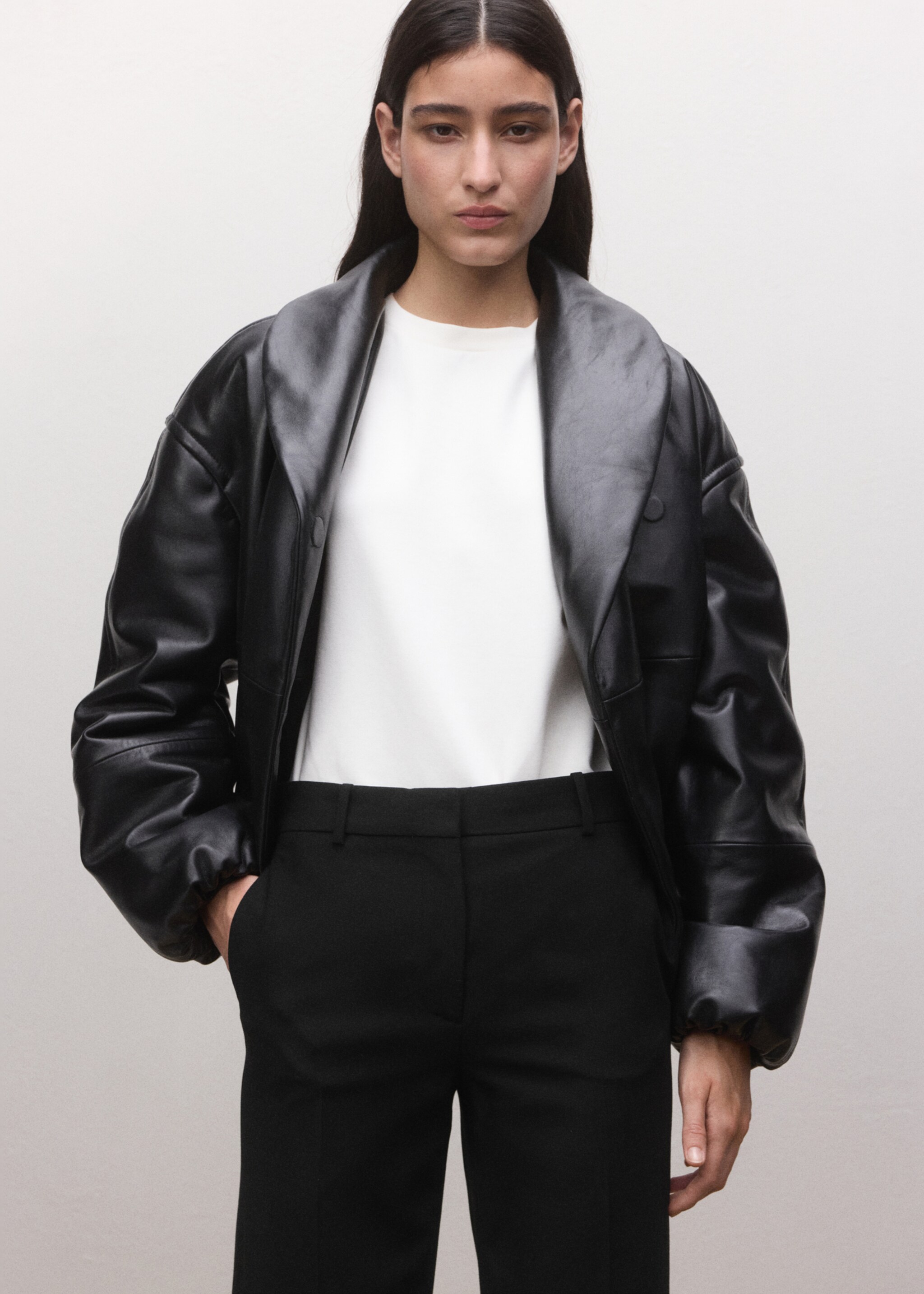 بنطلون فضفاض بخصر متوسط - تفاصيل المنتج 1, أسود. Ref: 27004452-00.