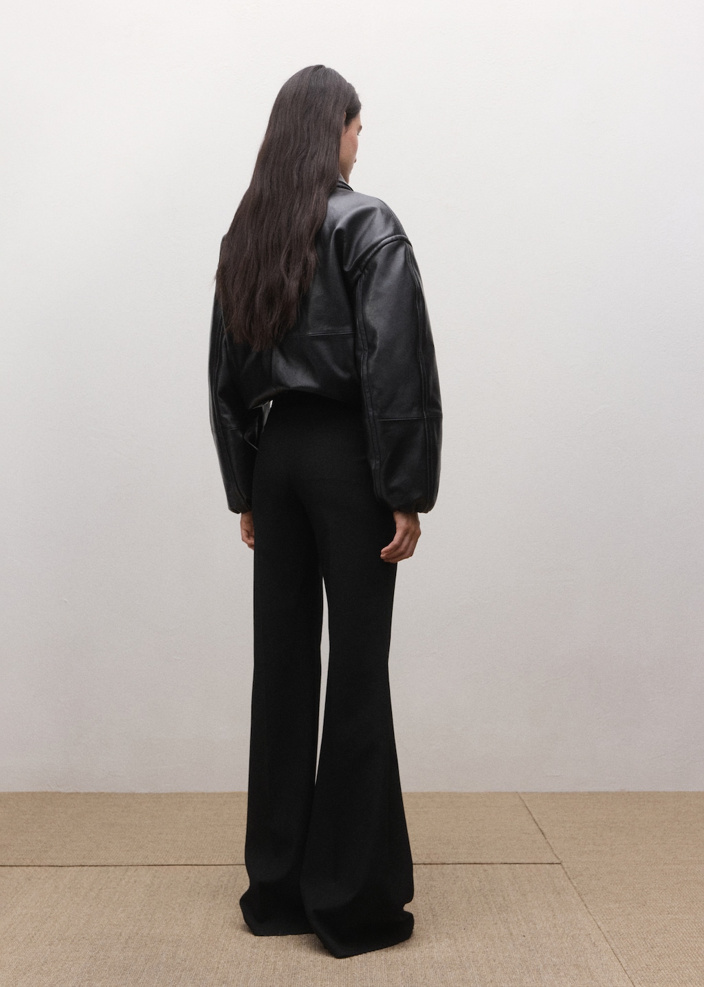 Mid-rise flare pants - image 2