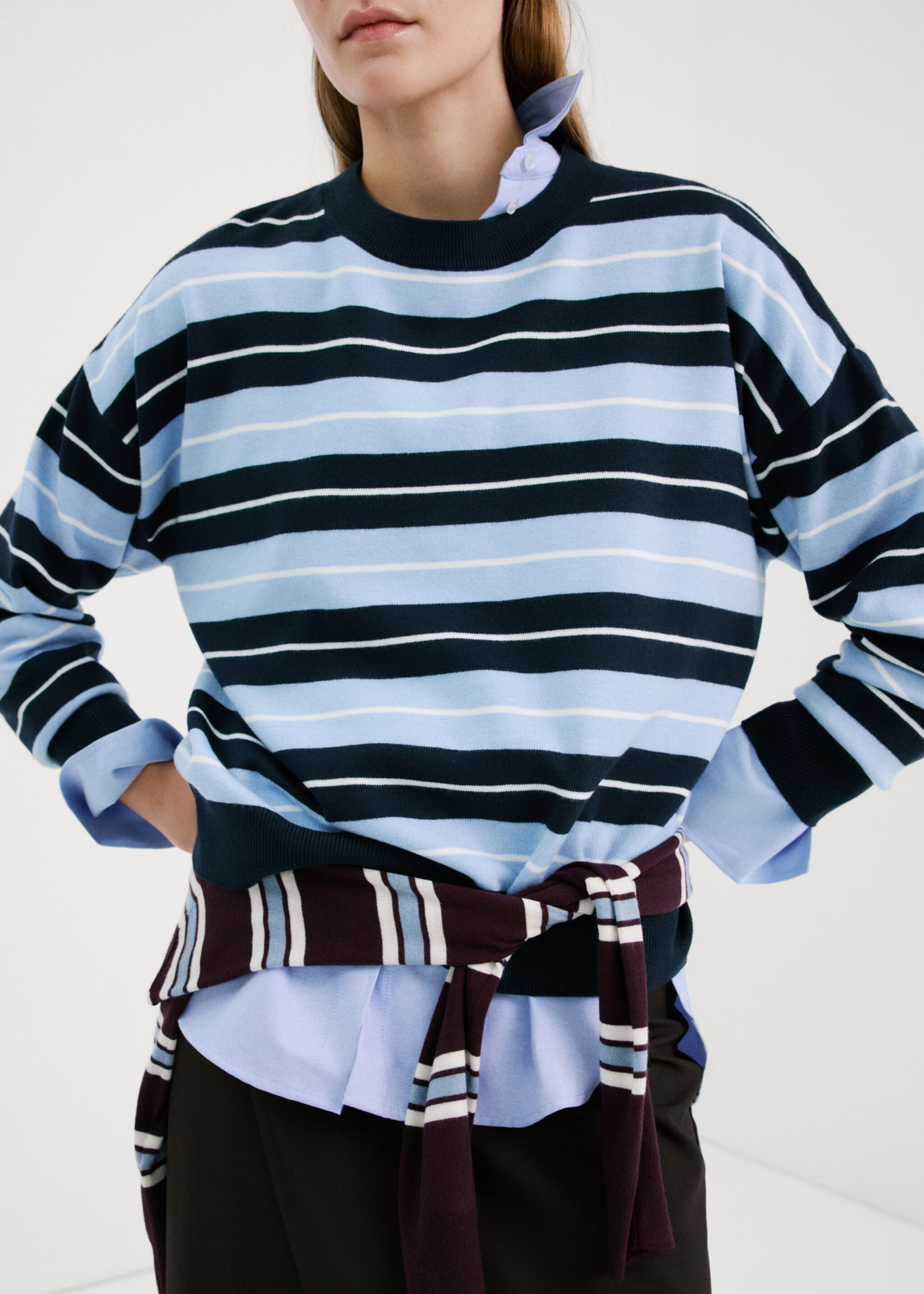Knit striped sweater - Details of the article 6, Dark Navy. Ref: 27004782-00.