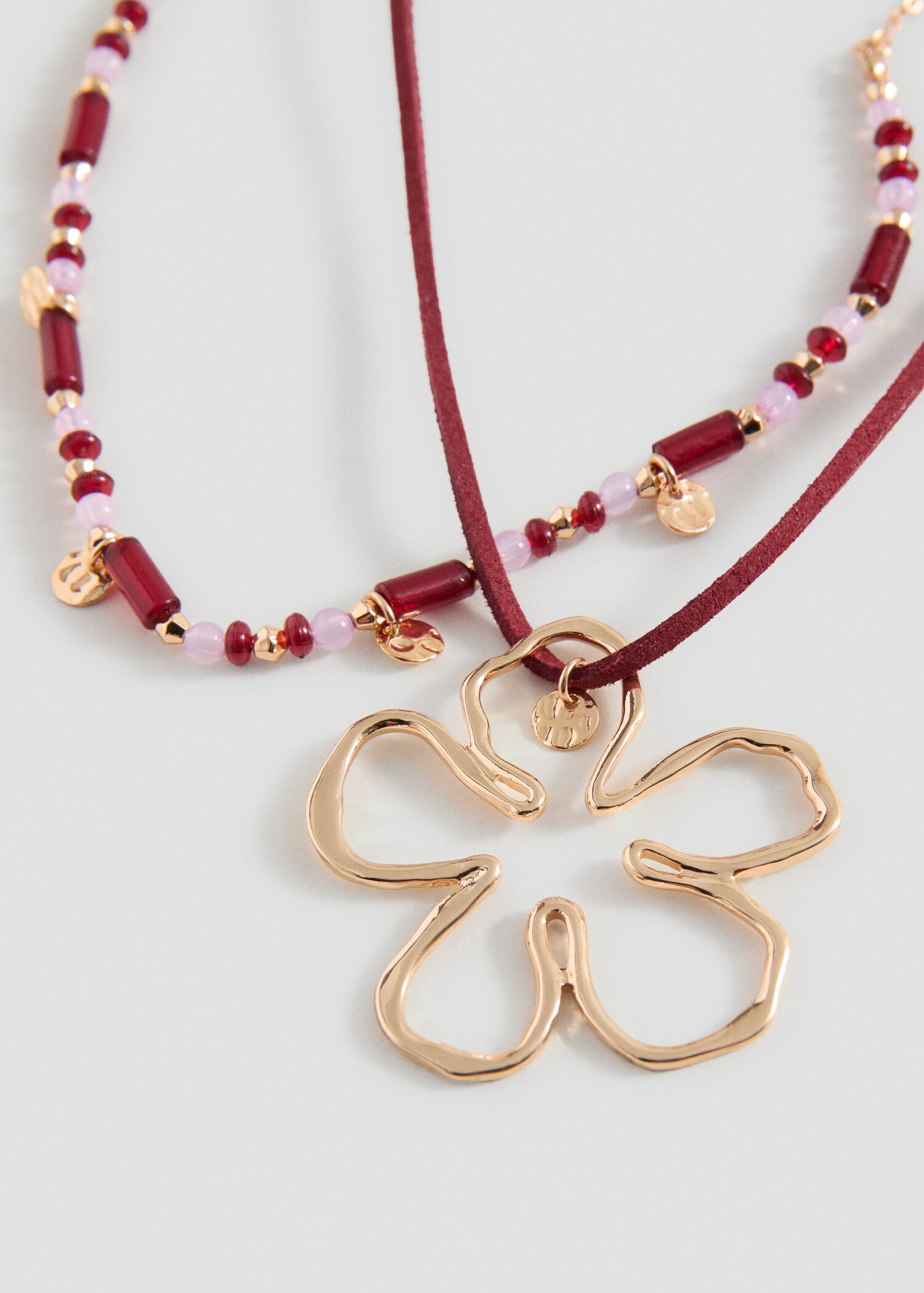 حزمة من قلادتين - رؤية وسط