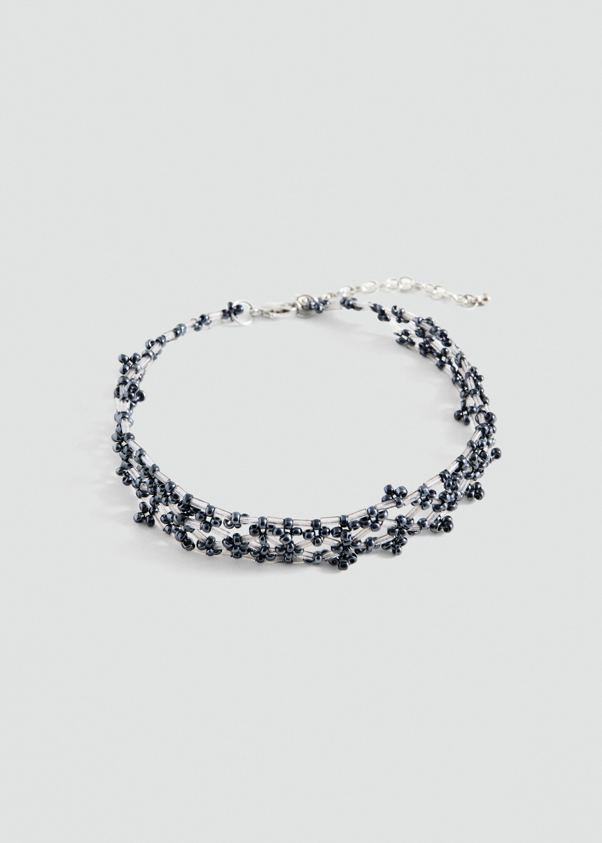 قلادة مع خرز شبكية - منتج دون نموذج, أسود. Ref: 27005189-00.
