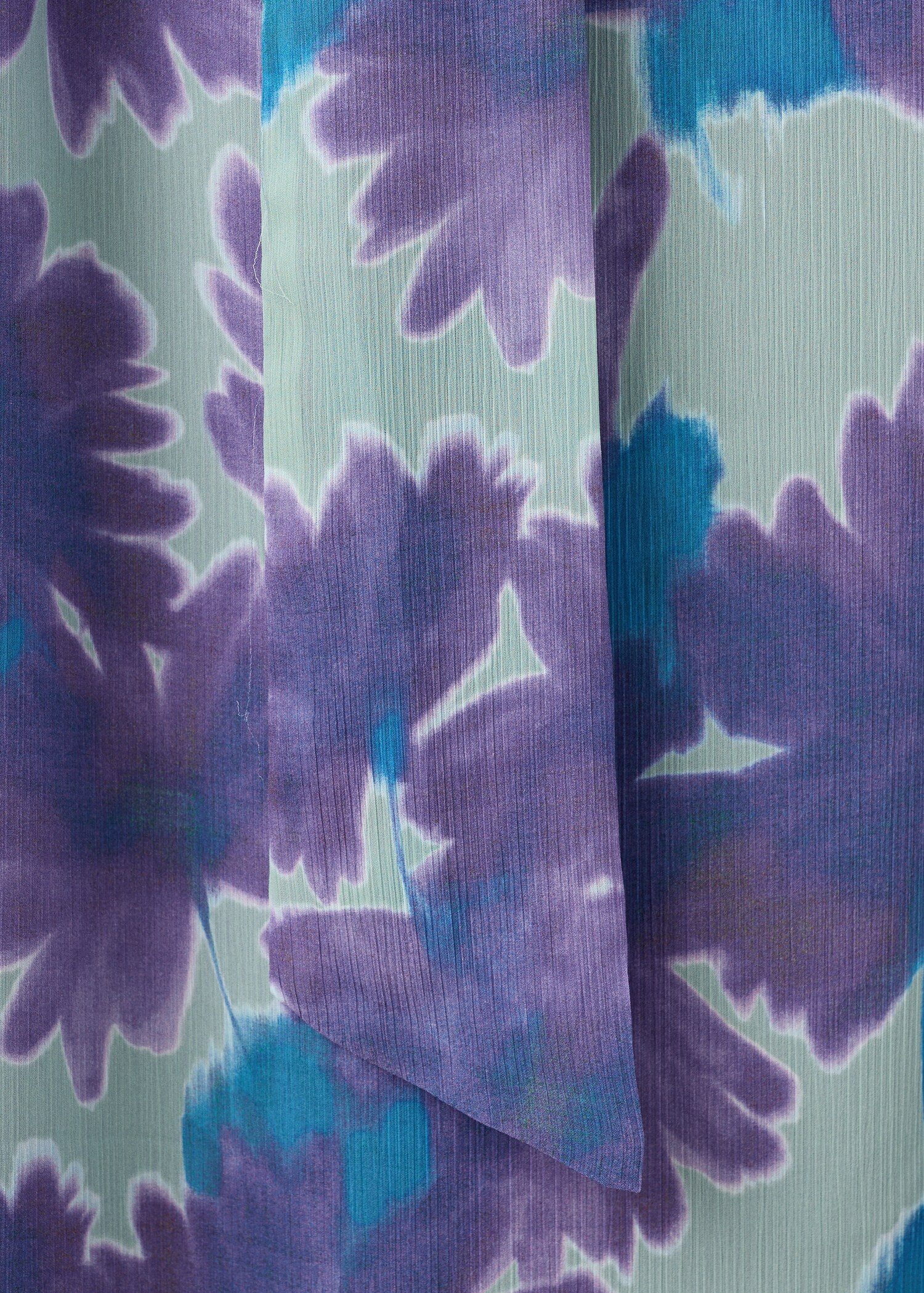 Printed dress with foulard - Details of the article 8
