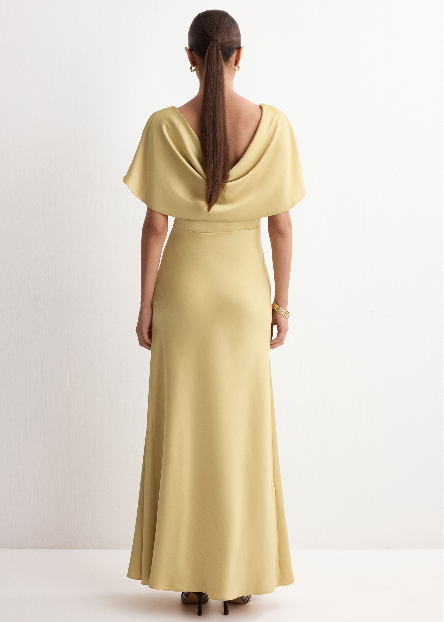 Long dress with draped neck - Reverse of the article