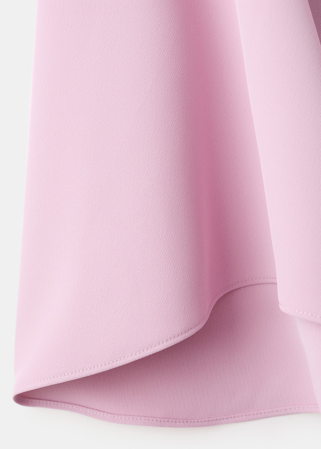 Flared-sleeve satin dress - image 4