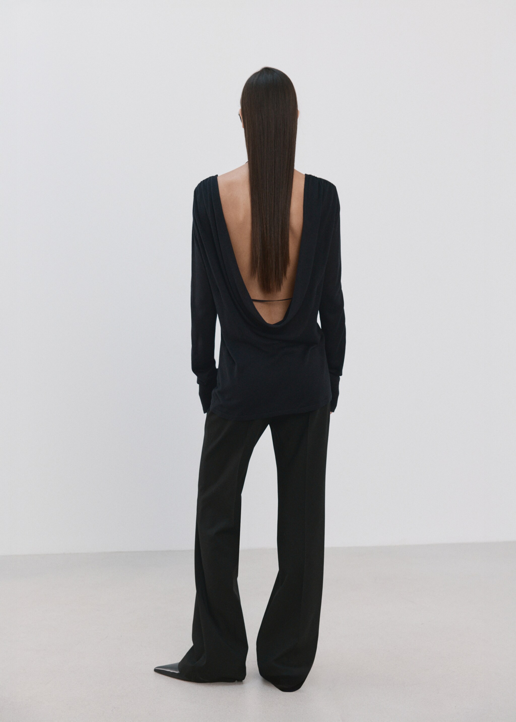 Pull en jersey avec dos drapé - Verso de l’article, Noir. Ref: 27005827-00.